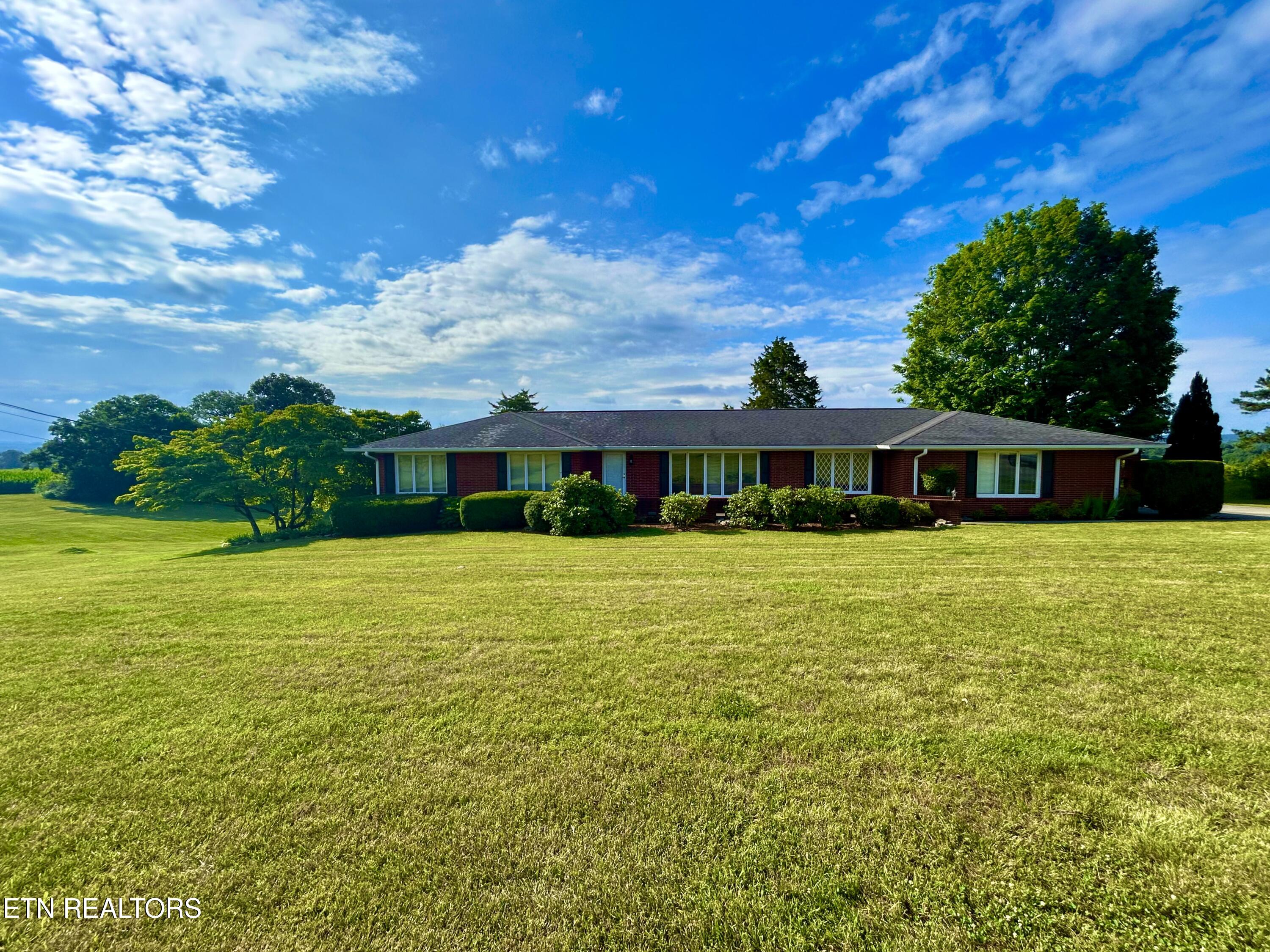 1427 Laurel Hills Circle Jefferson City TN 37760