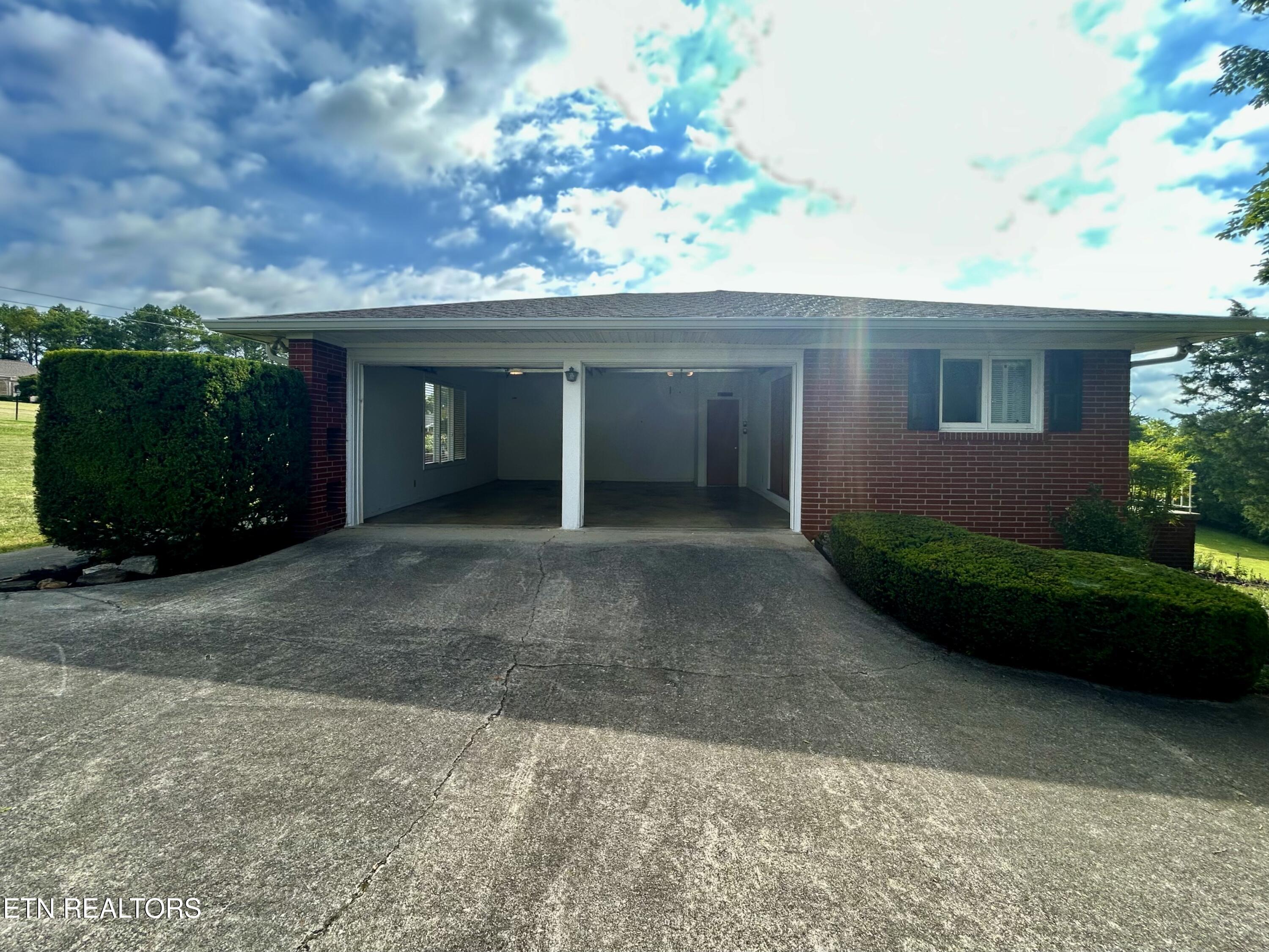 1427 Laurel Hills Circle Jefferson City TN 37760