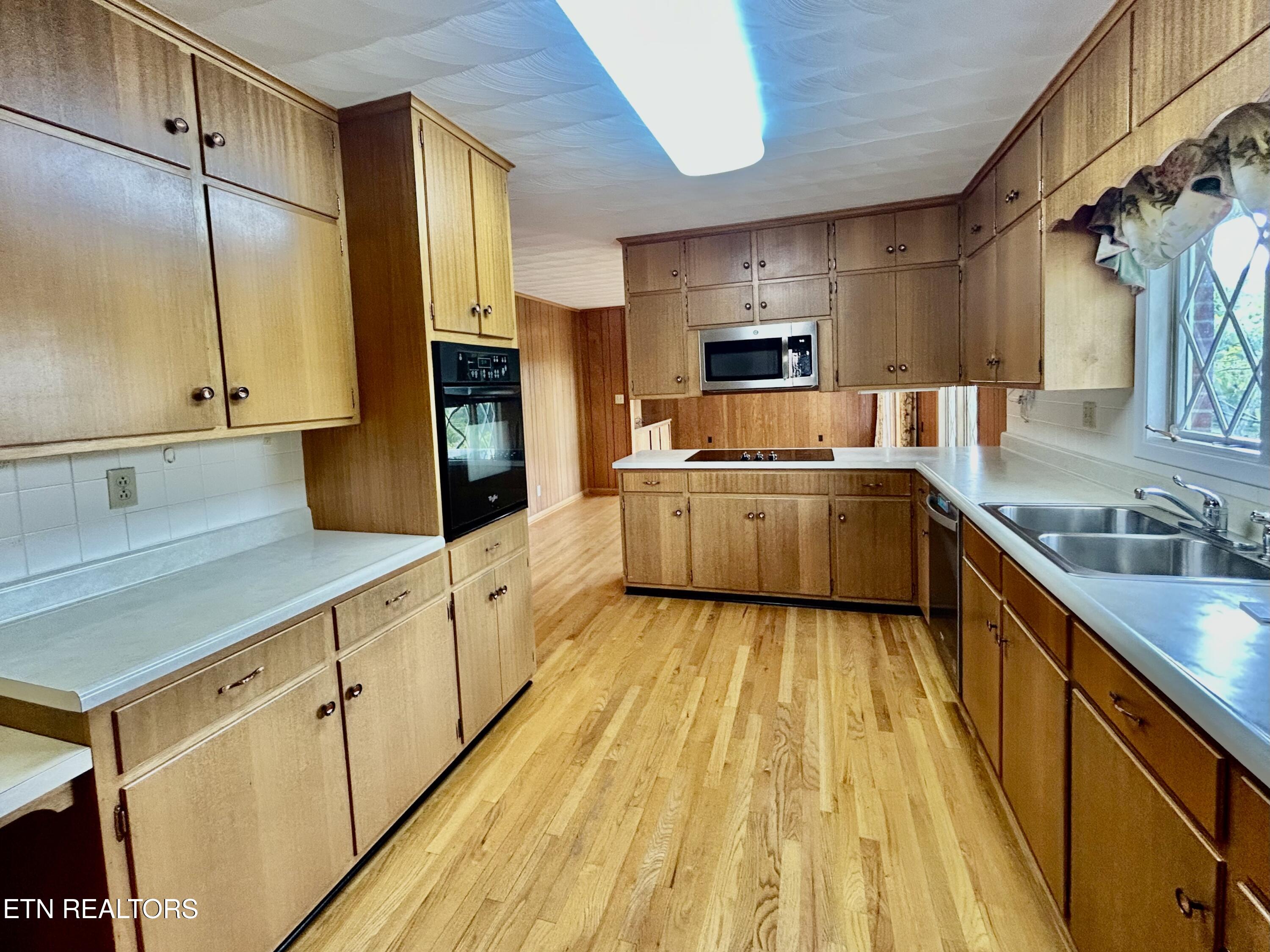 1427 Laurel Hills Circle Jefferson City TN 37760