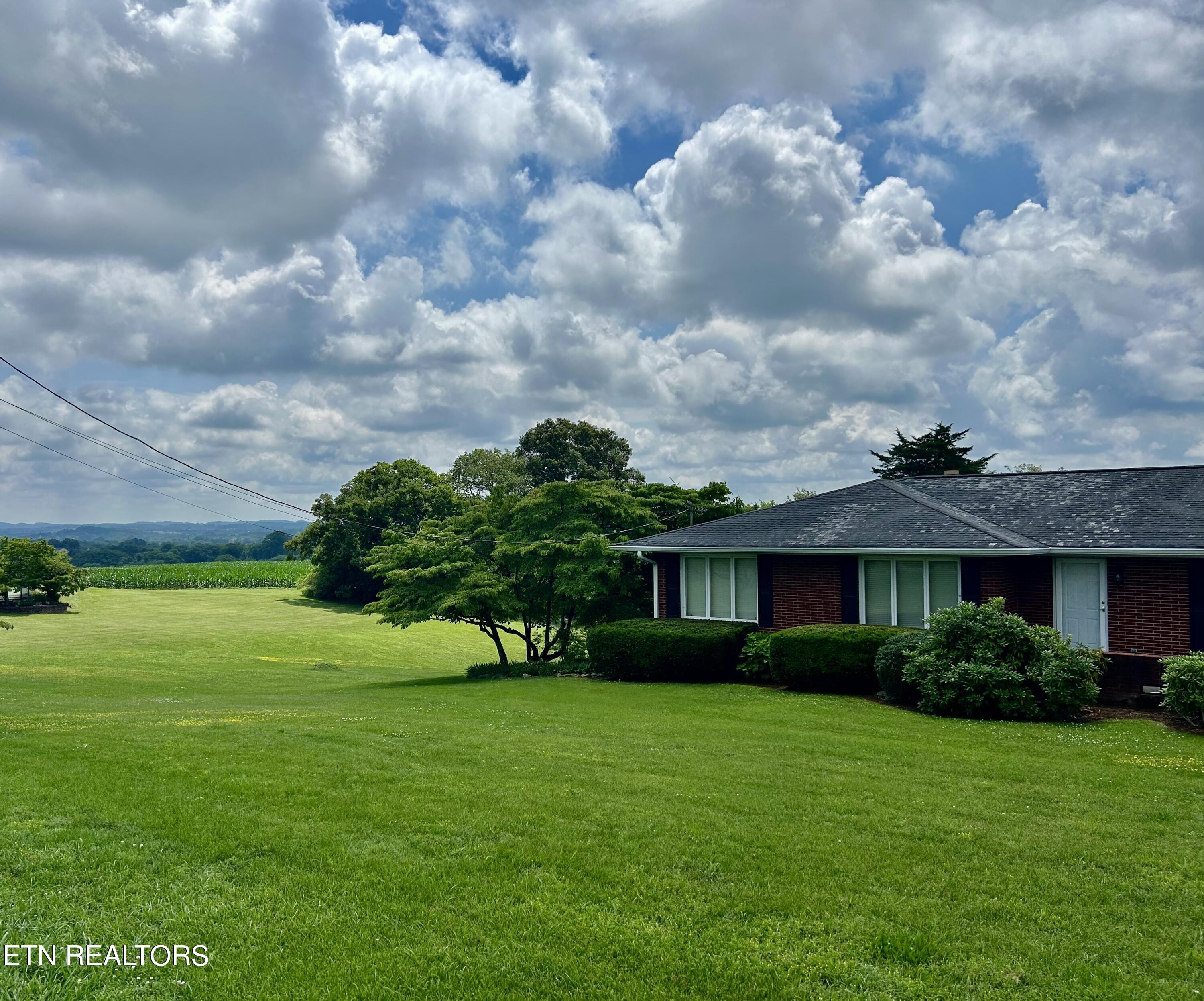 1427 Laurel Hills Circle Jefferson City TN 37760