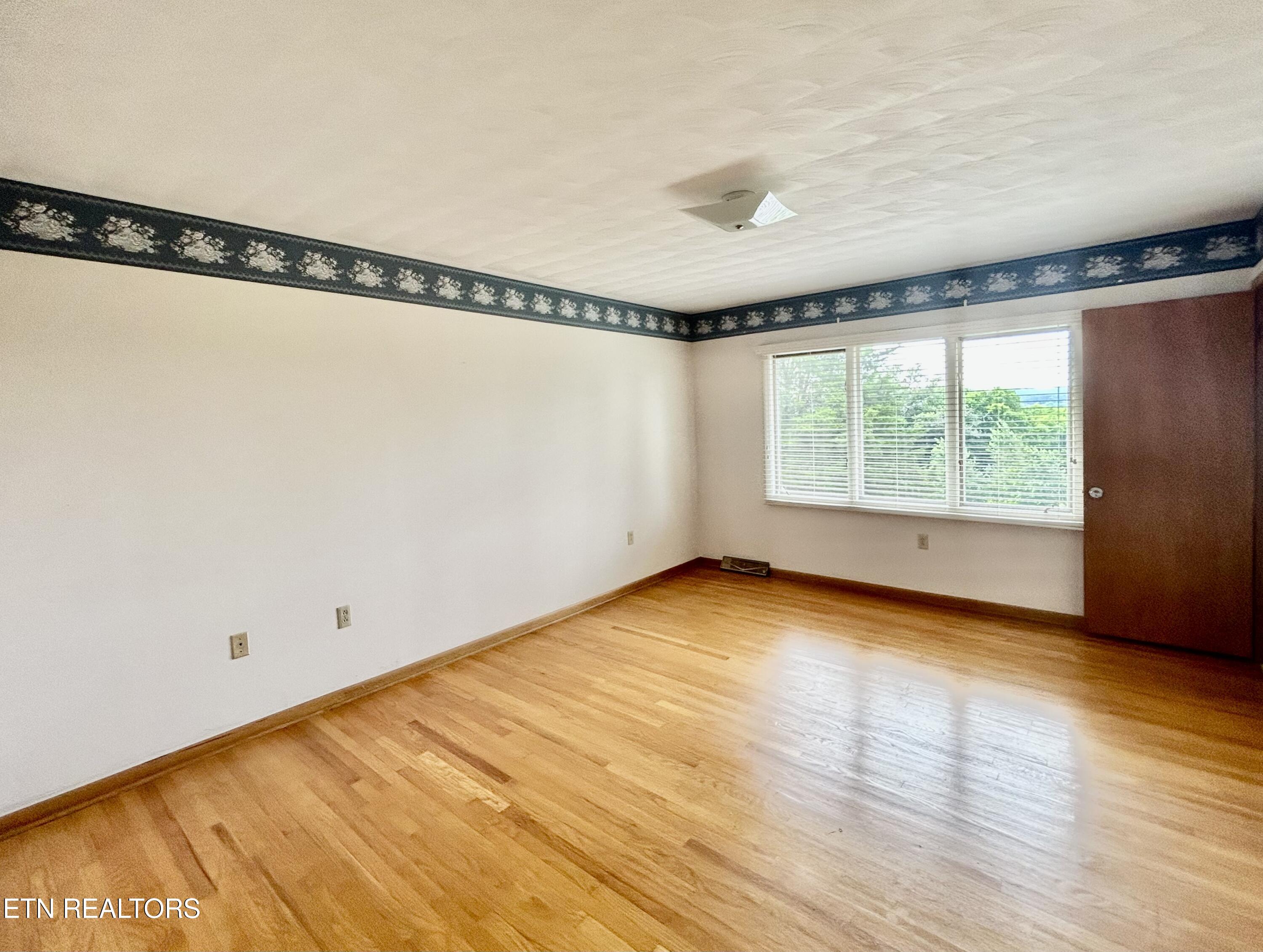 1427 Laurel Hills Circle Jefferson City TN 37760