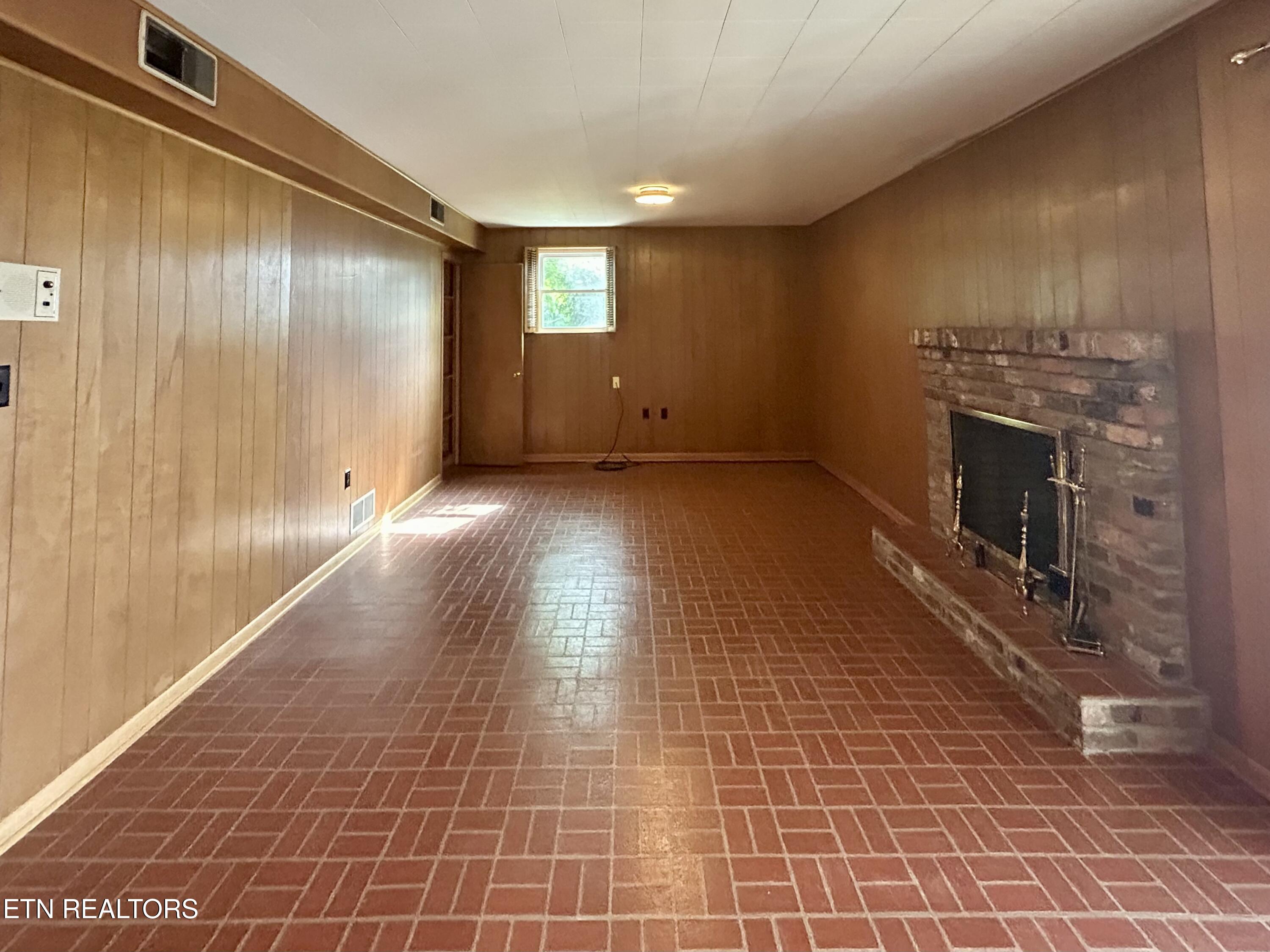 1427 Laurel Hills Circle Jefferson City TN 37760