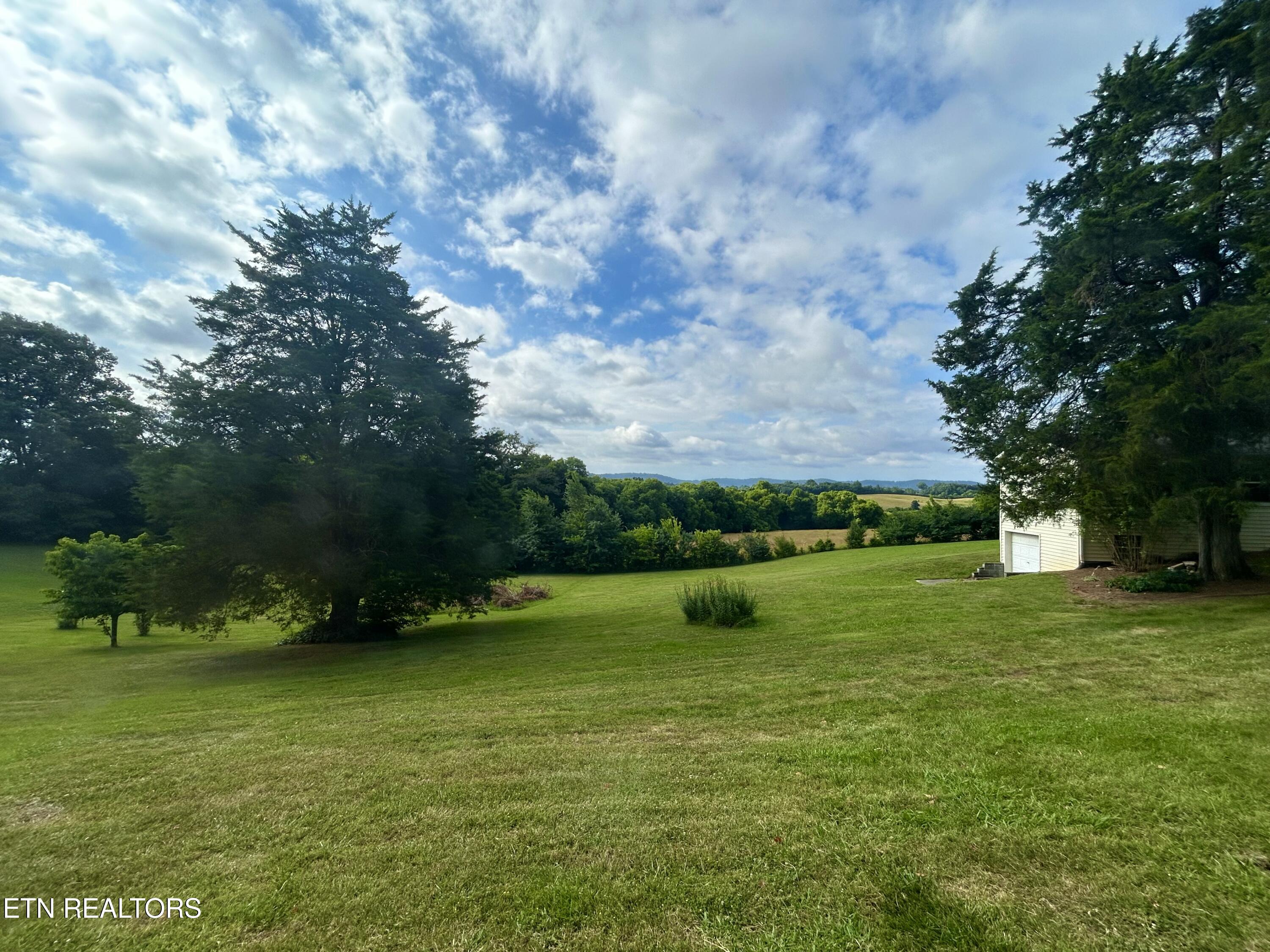 1427 Laurel Hills Circle Jefferson City TN 37760