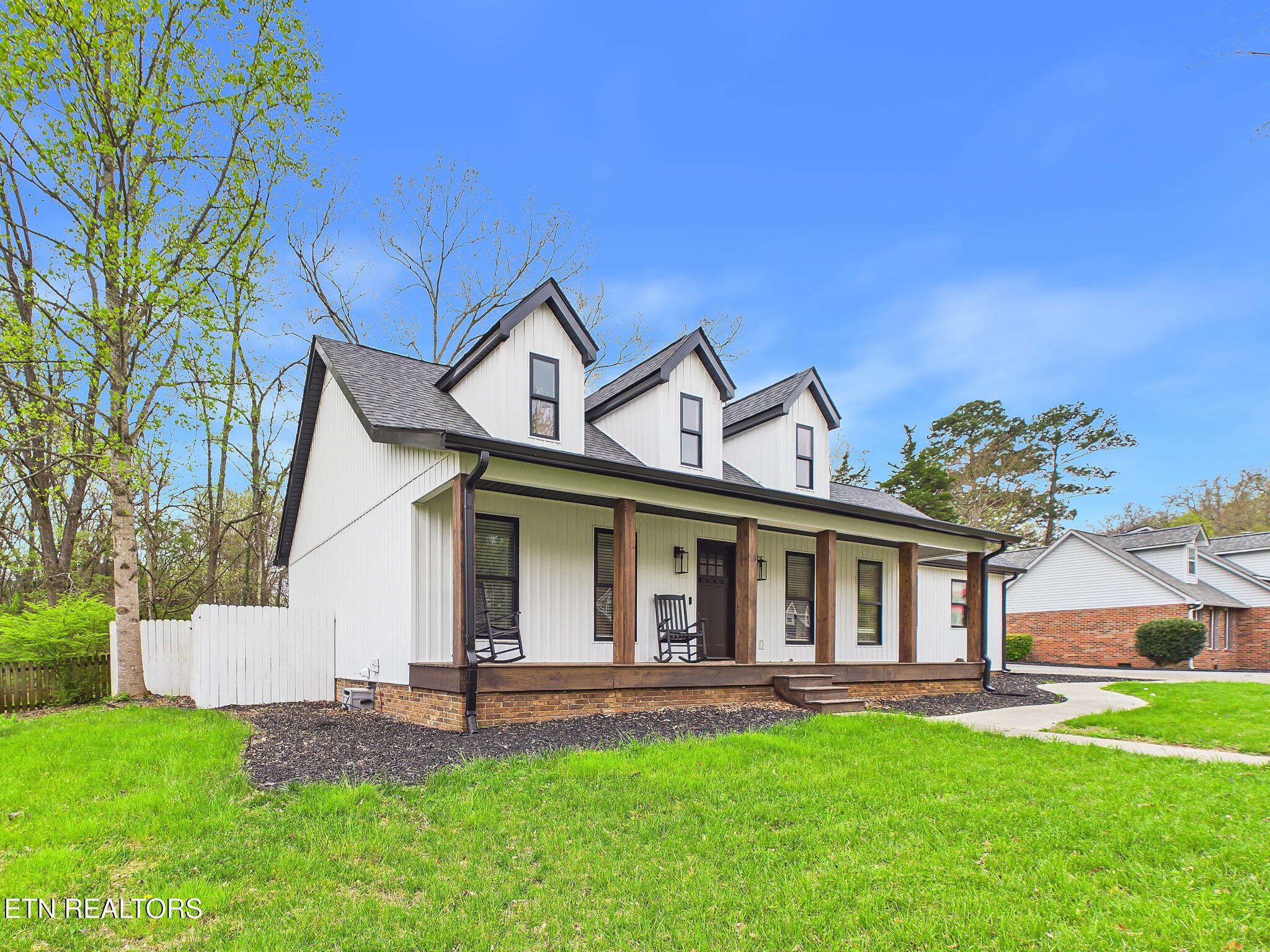 1313 English Lane Athens TN 37303