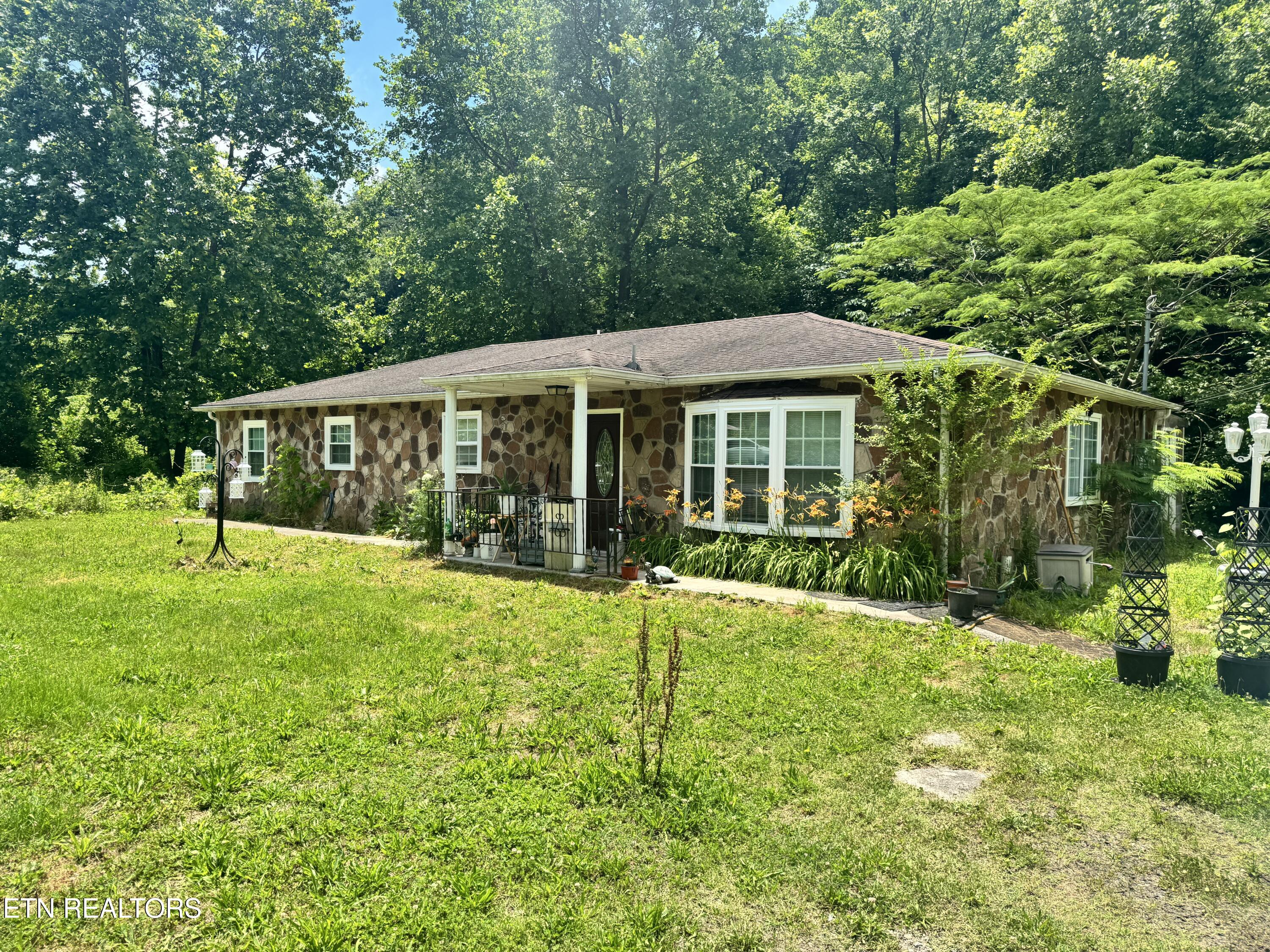 955 Rock Haven Road Bean Station TN 37708