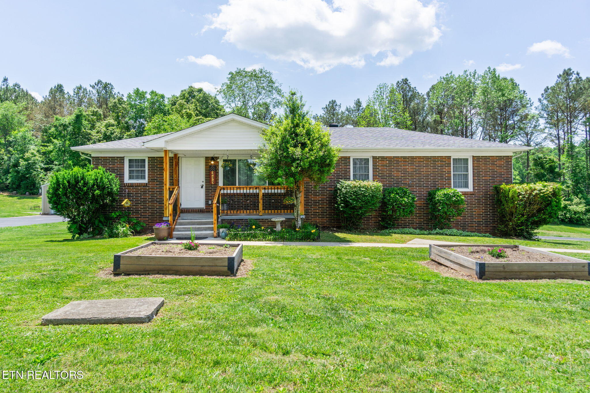 255 Washington Street Sparta TN 38583