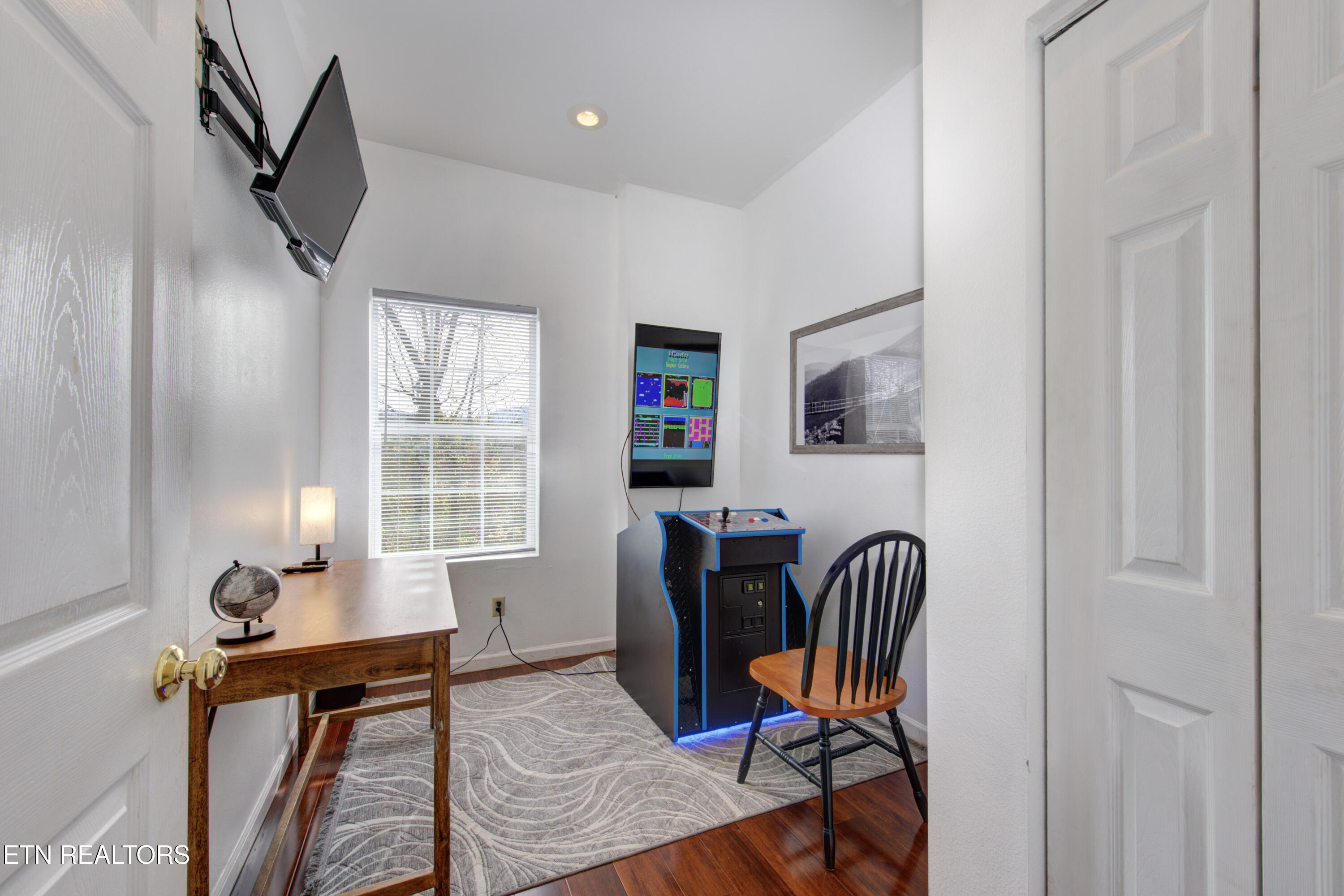 838 Holly Branch Drive Gatlinburg TN 37738
