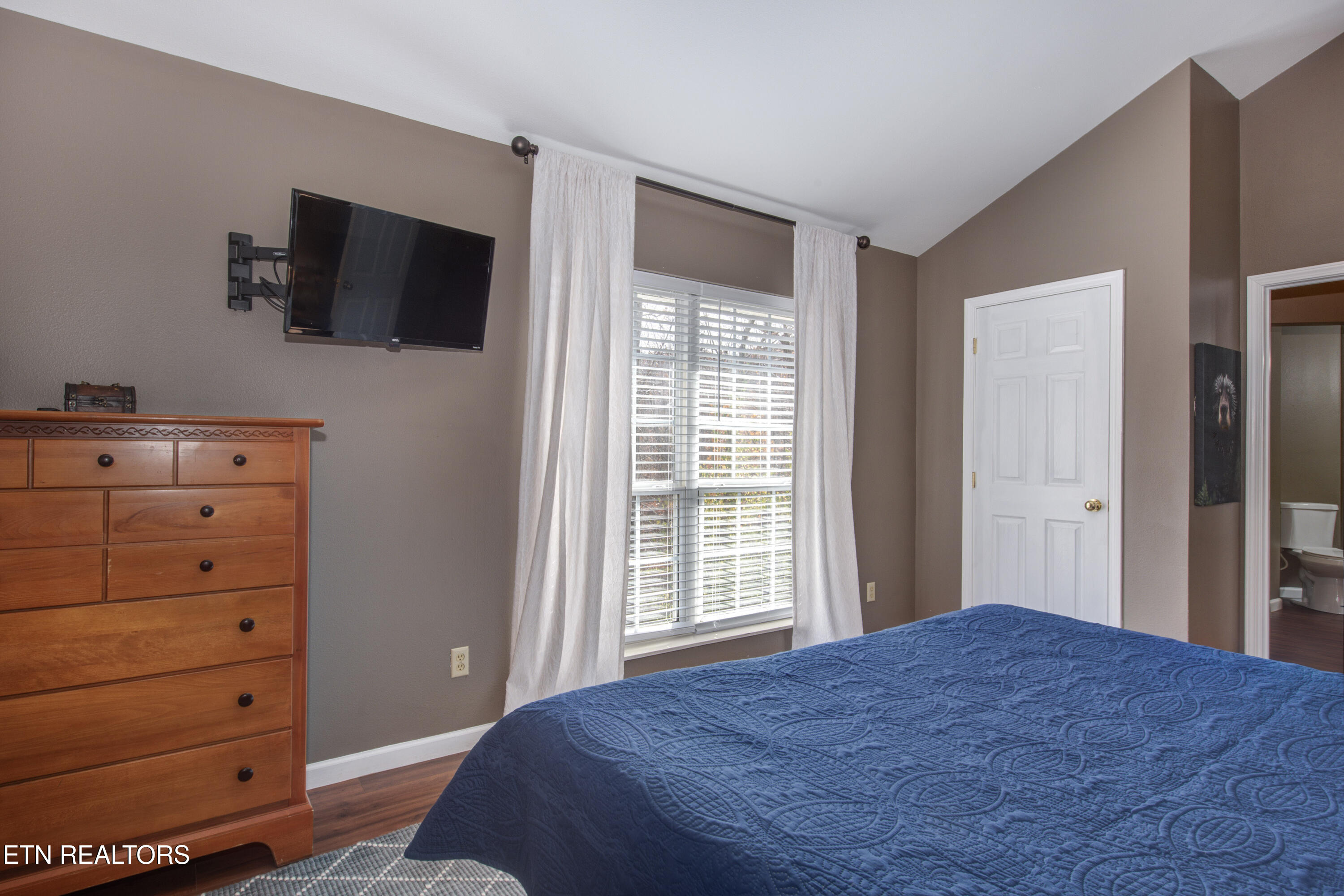 838 Holly Branch Drive Gatlinburg TN 37738