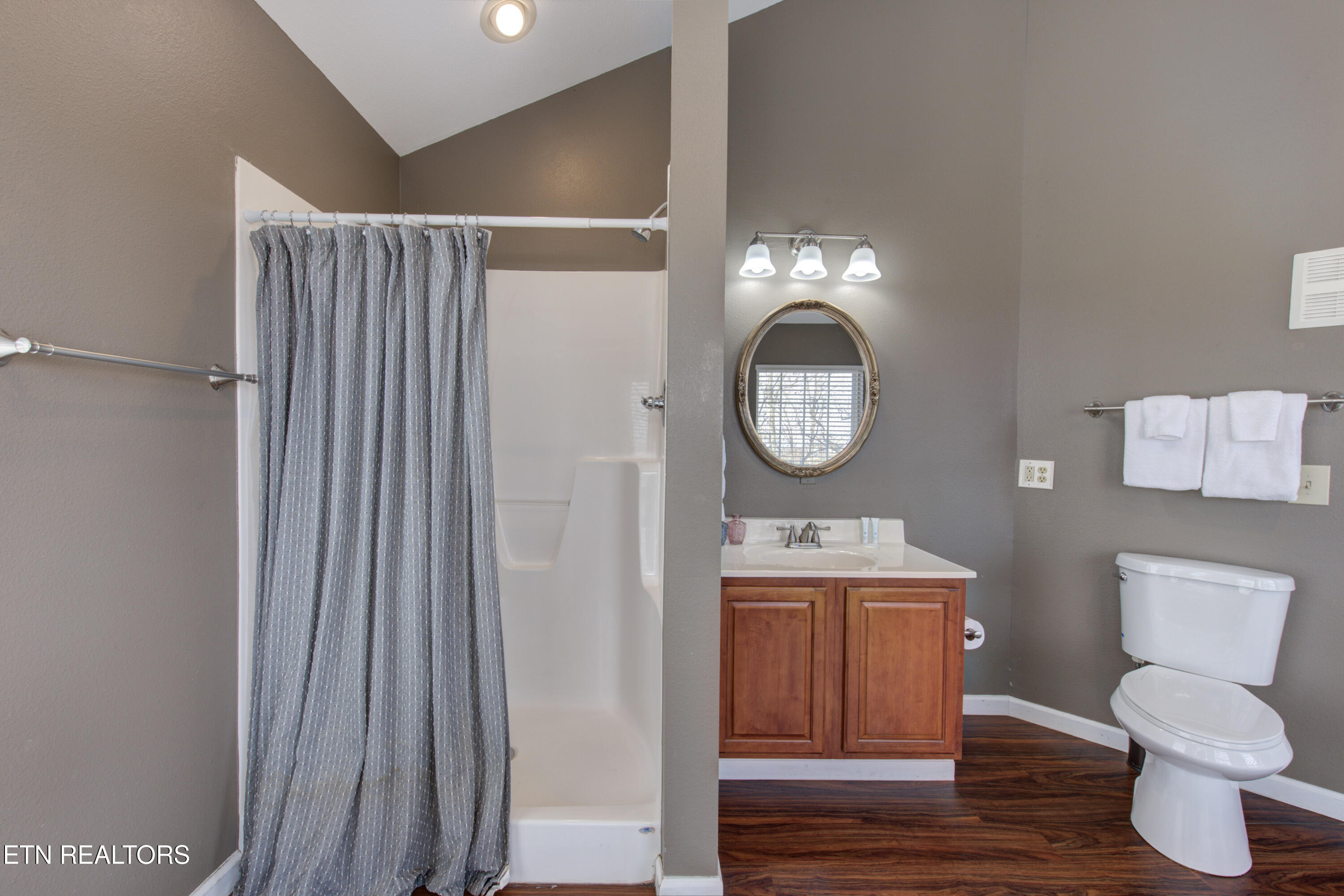838 Holly Branch Drive Gatlinburg TN 37738