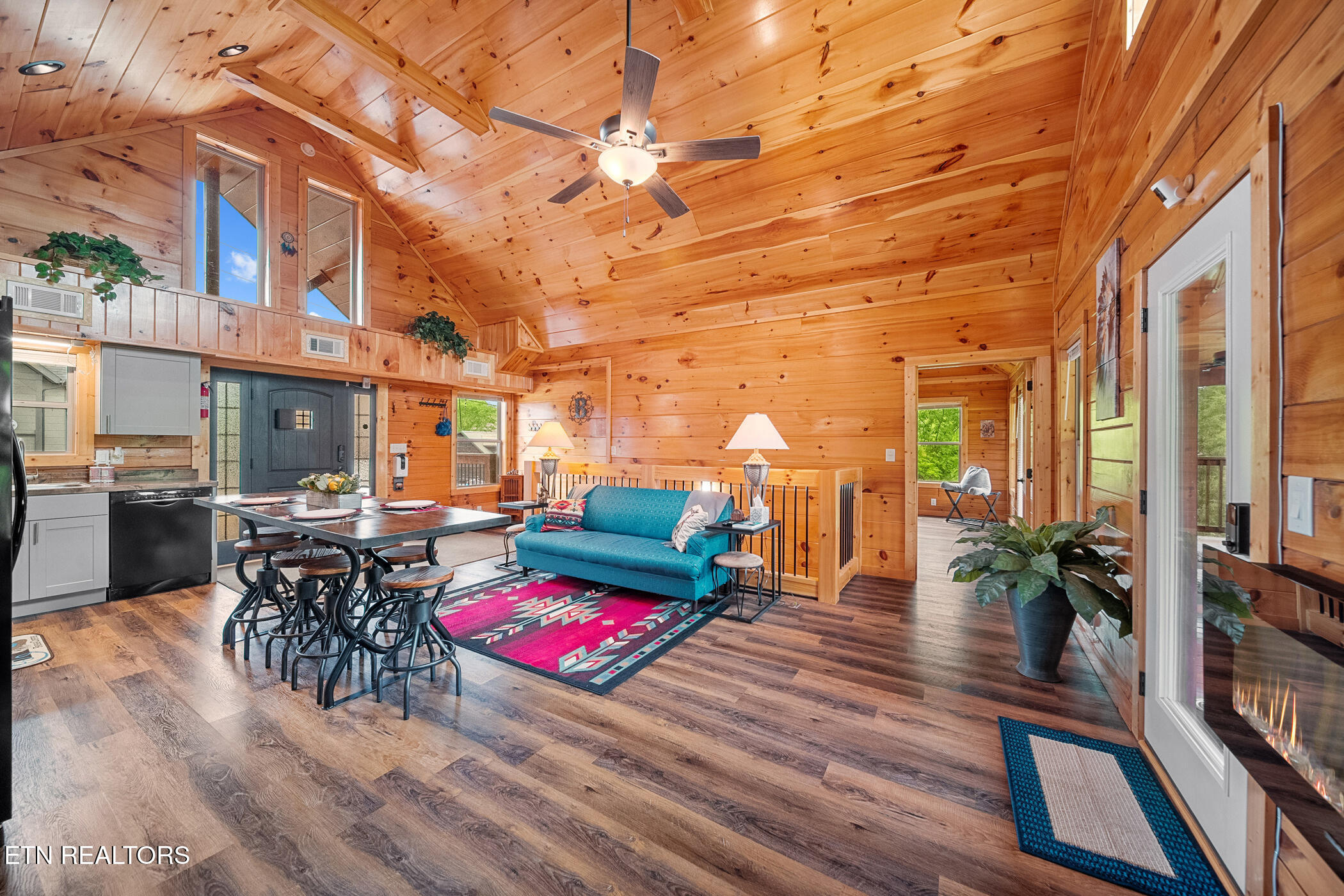 2058 Eagle Feather Drive Sevierville TN 37876