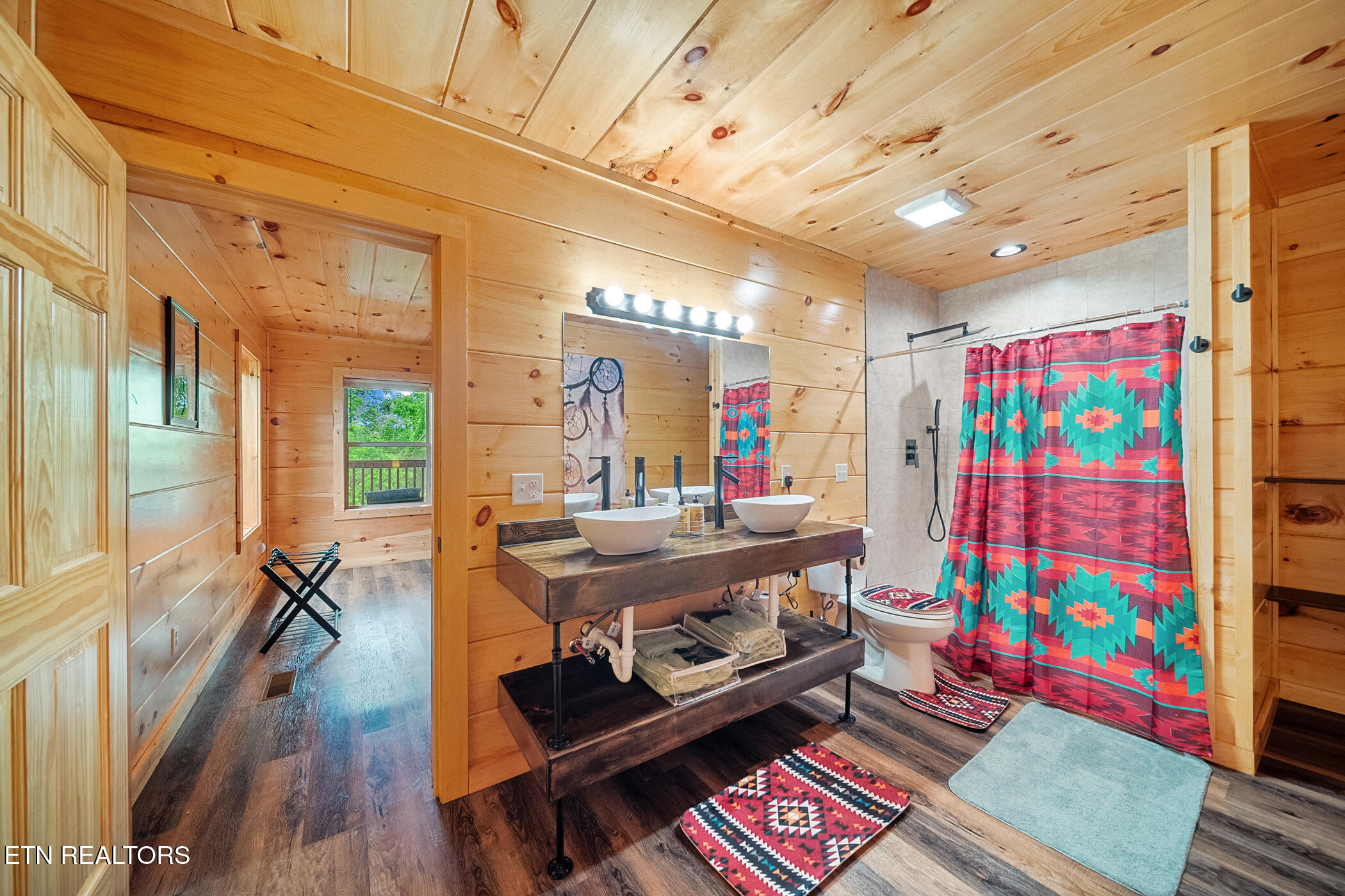 2058 Eagle Feather Drive Sevierville TN 37876