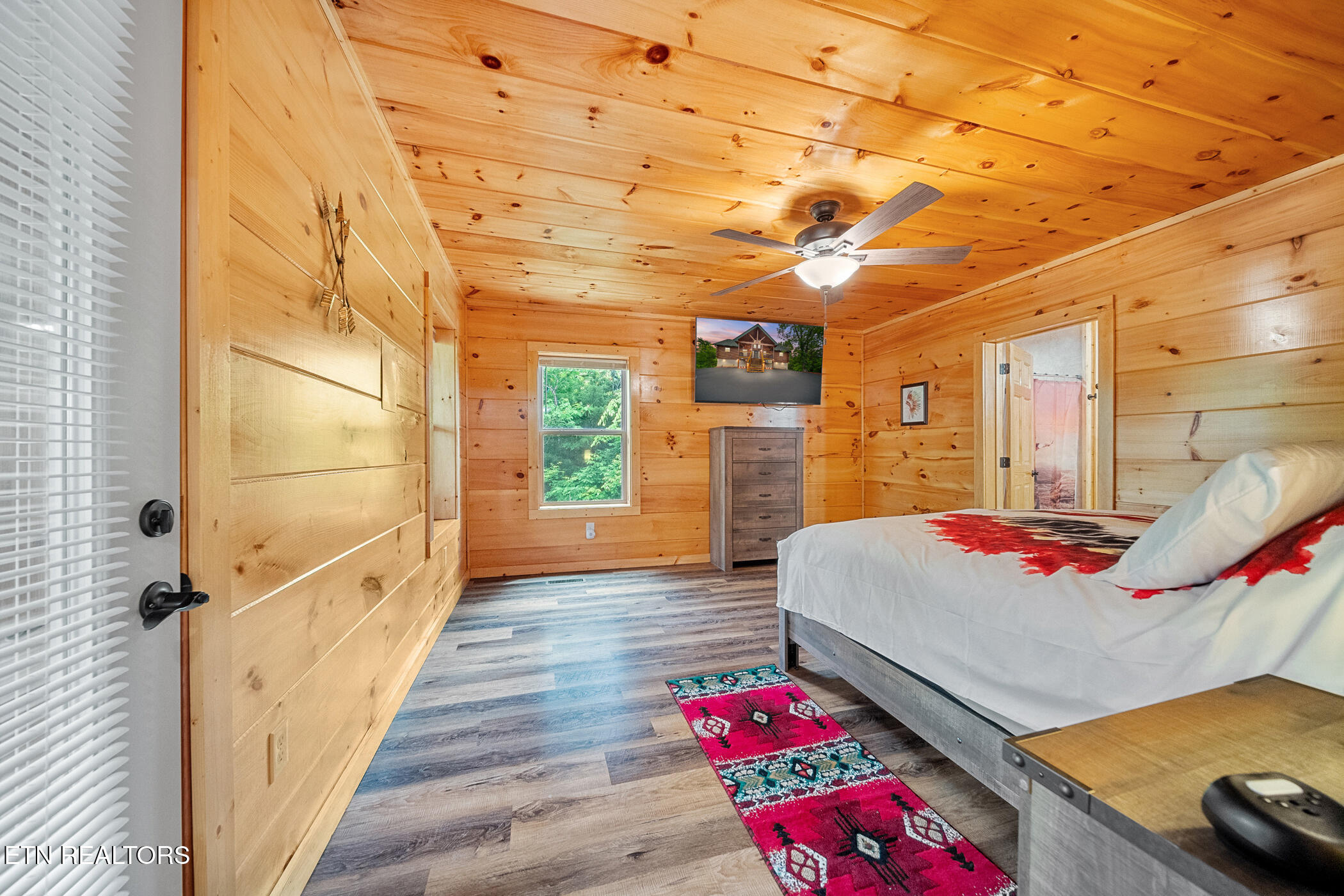 2058 Eagle Feather Drive Sevierville TN 37876