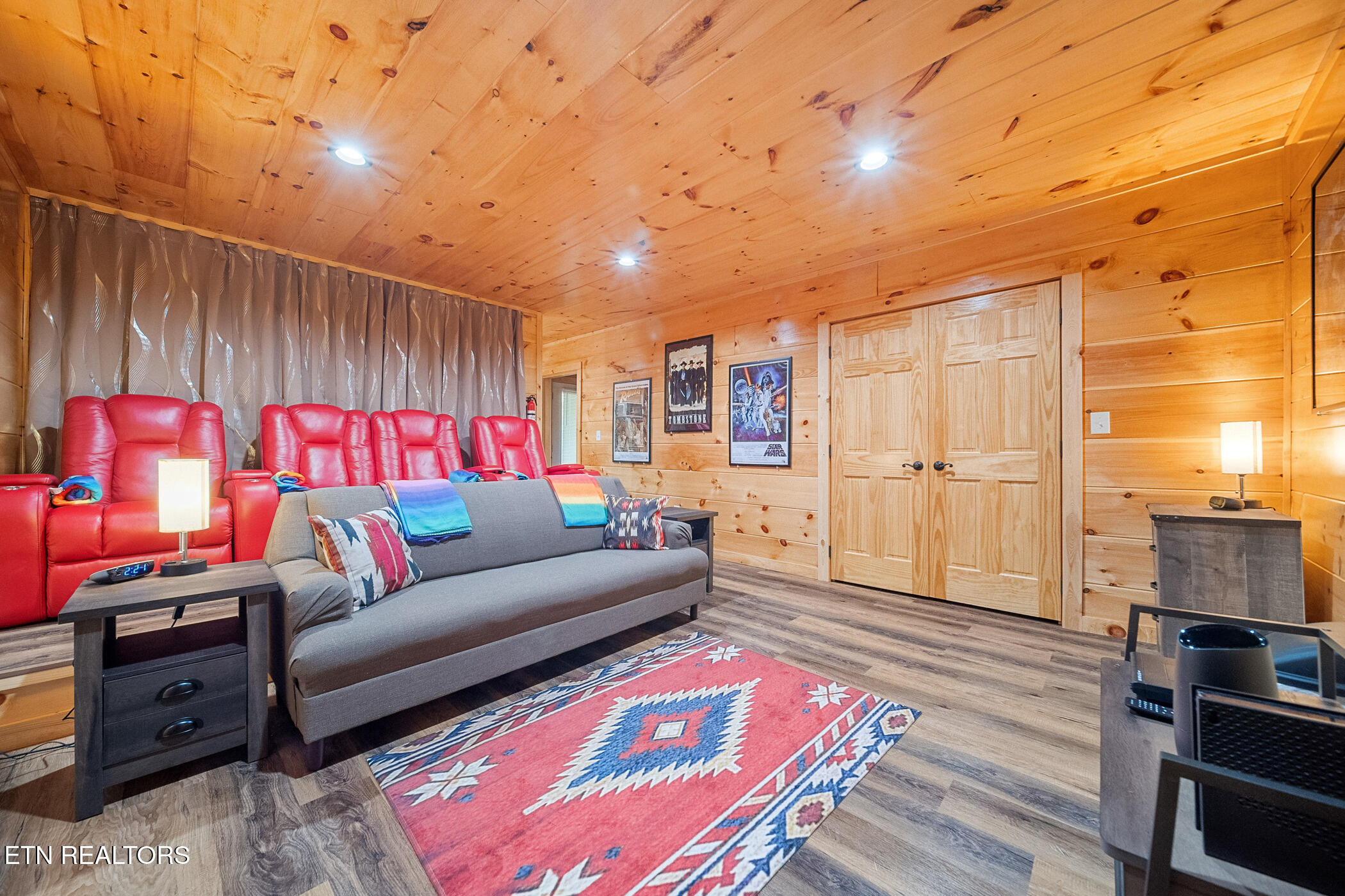 2058 Eagle Feather Drive Sevierville TN 37876