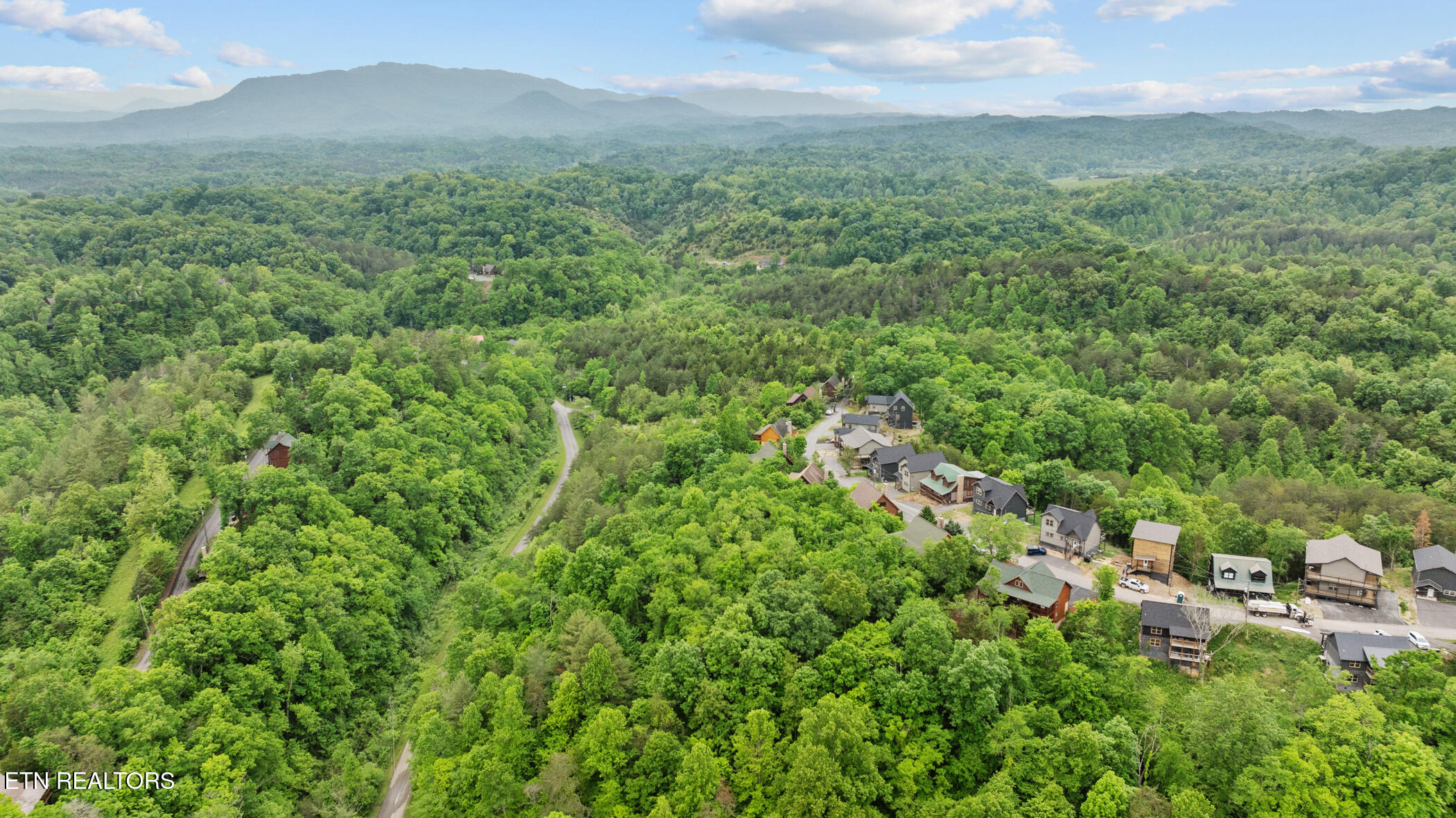 2058 Eagle Feather Drive Sevierville TN 37876