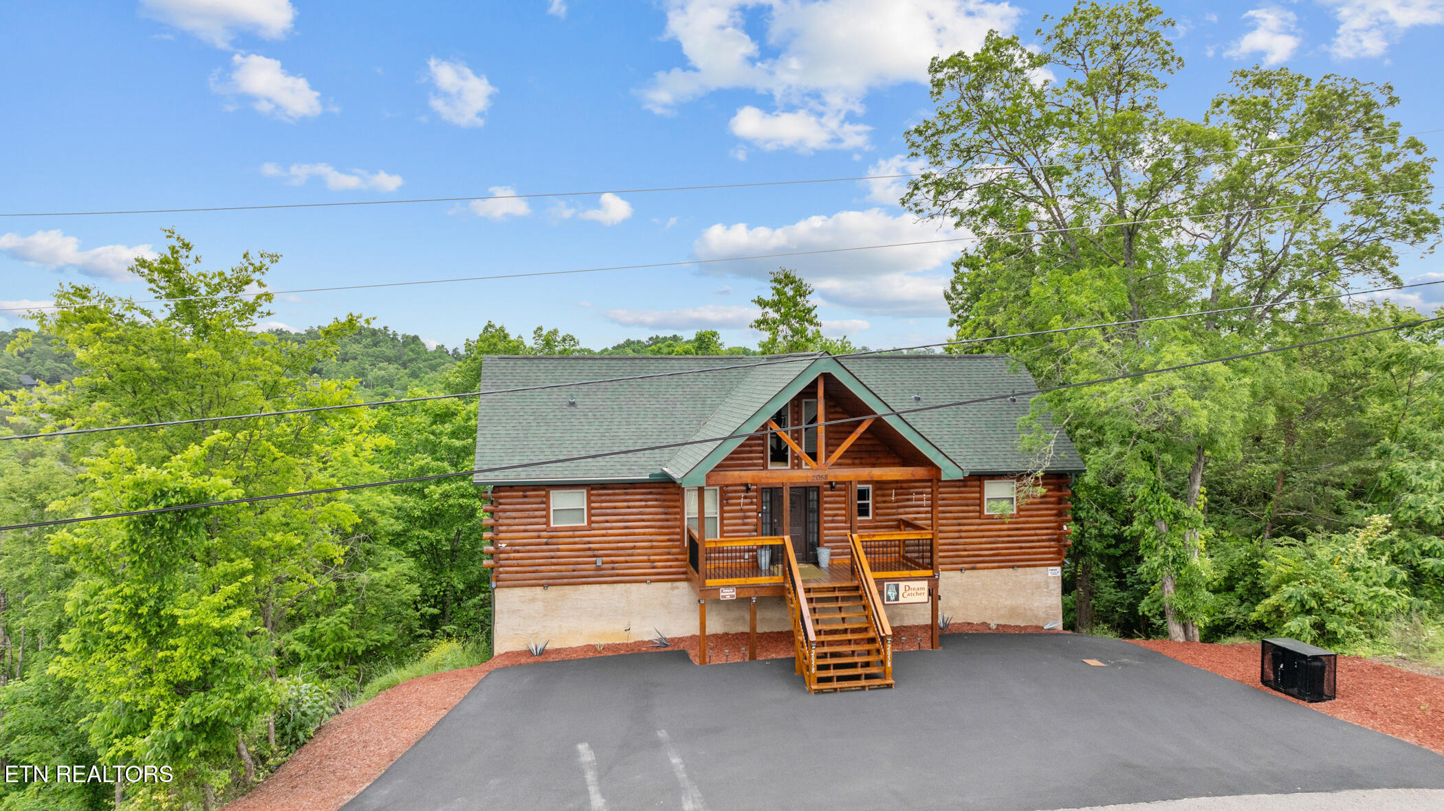 2058 Eagle Feather Drive Sevierville TN 37876