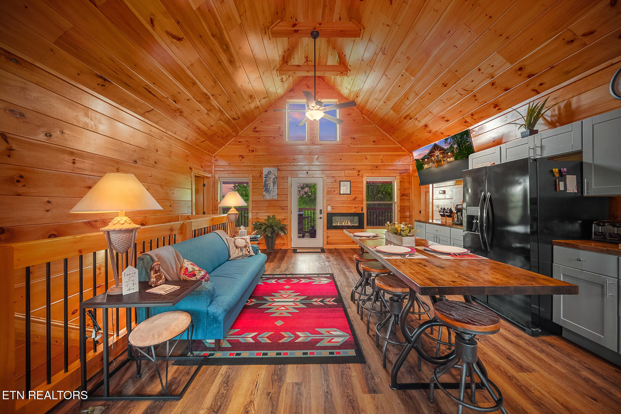 2058 Eagle Feather Drive Sevierville TN 37876