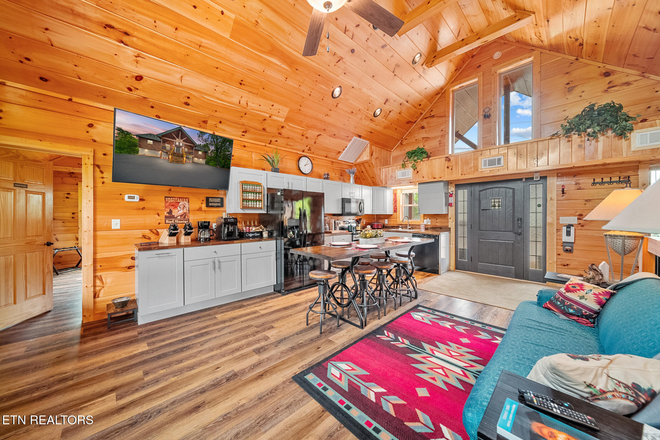 2058 Eagle Feather Drive Sevierville TN 37876