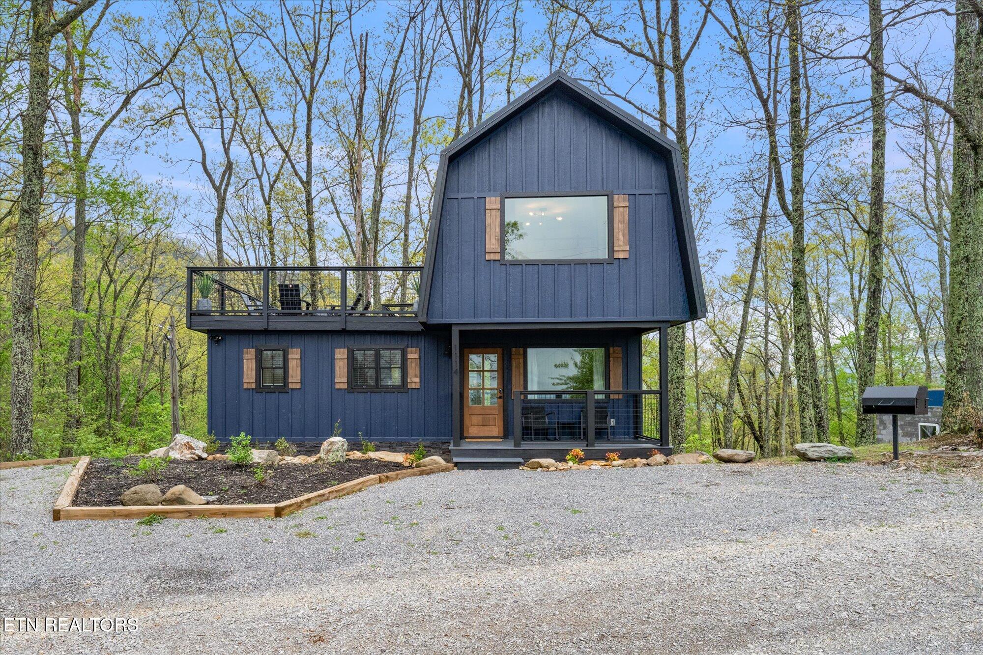1114 Red Maple Lane Sevierville TN 37876