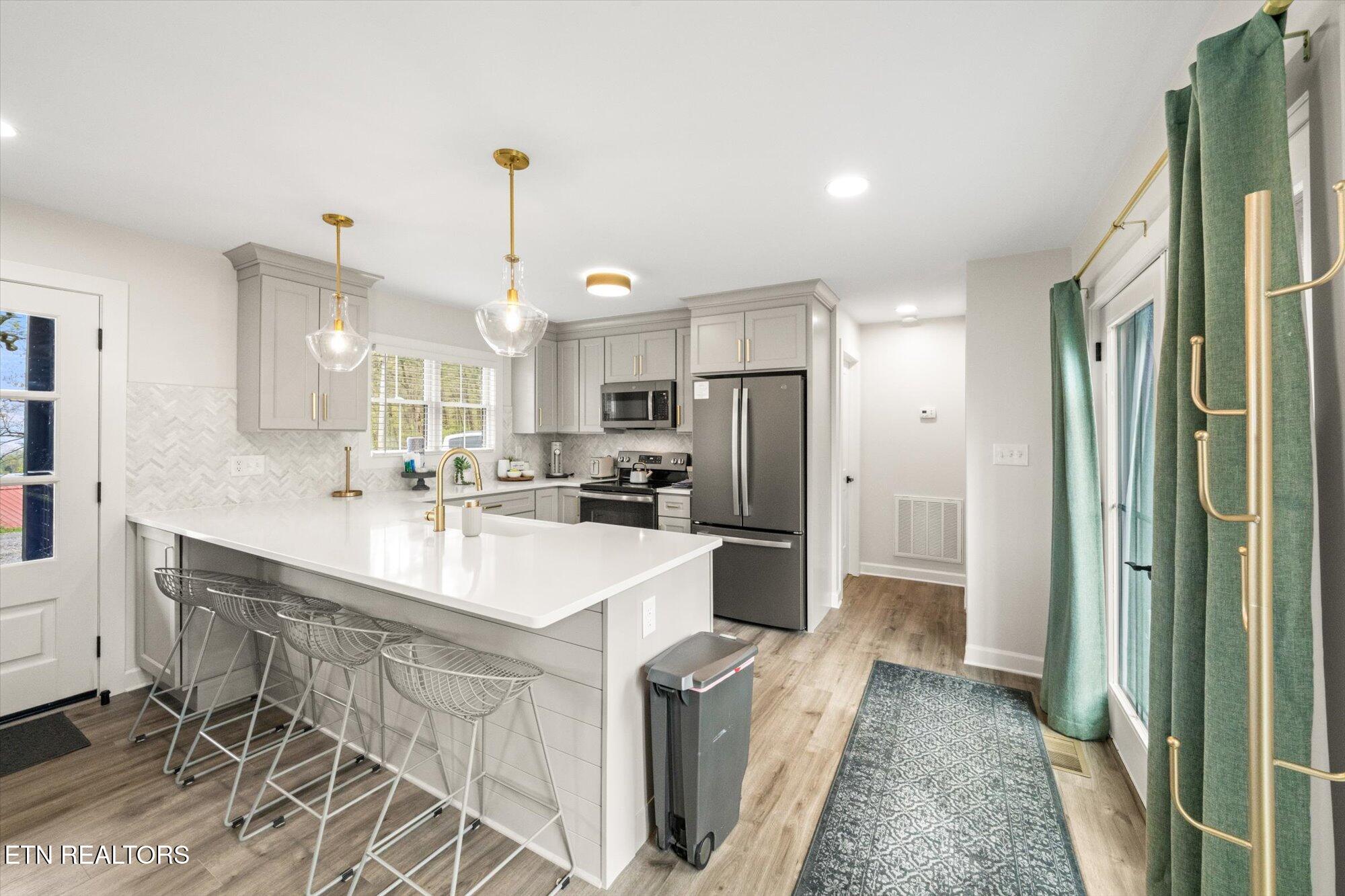 1114 Red Maple Lane Sevierville TN 37876