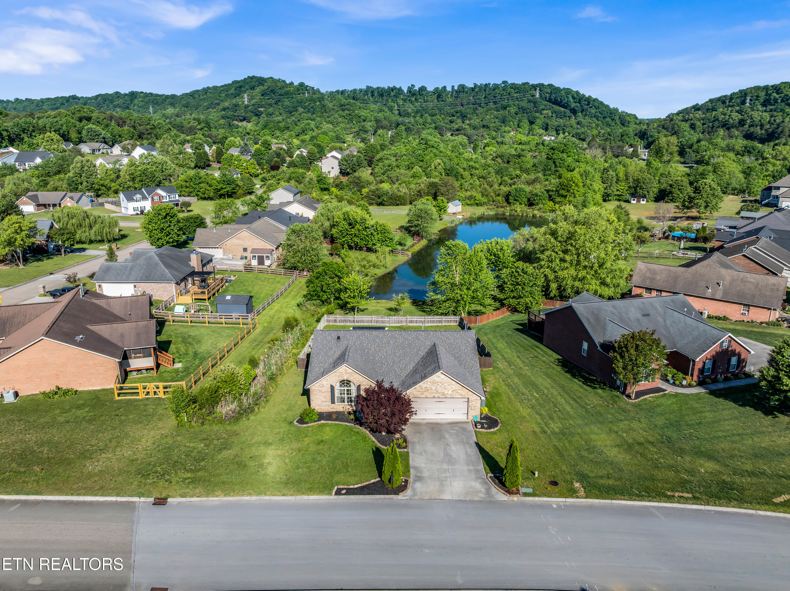 7211 Anna Hulen Road Corryton TN 37721