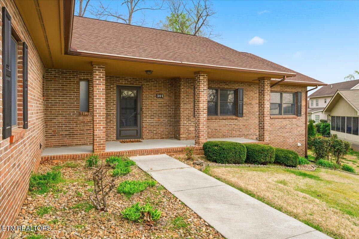 301 Cheestana Way Loudon TN 37774