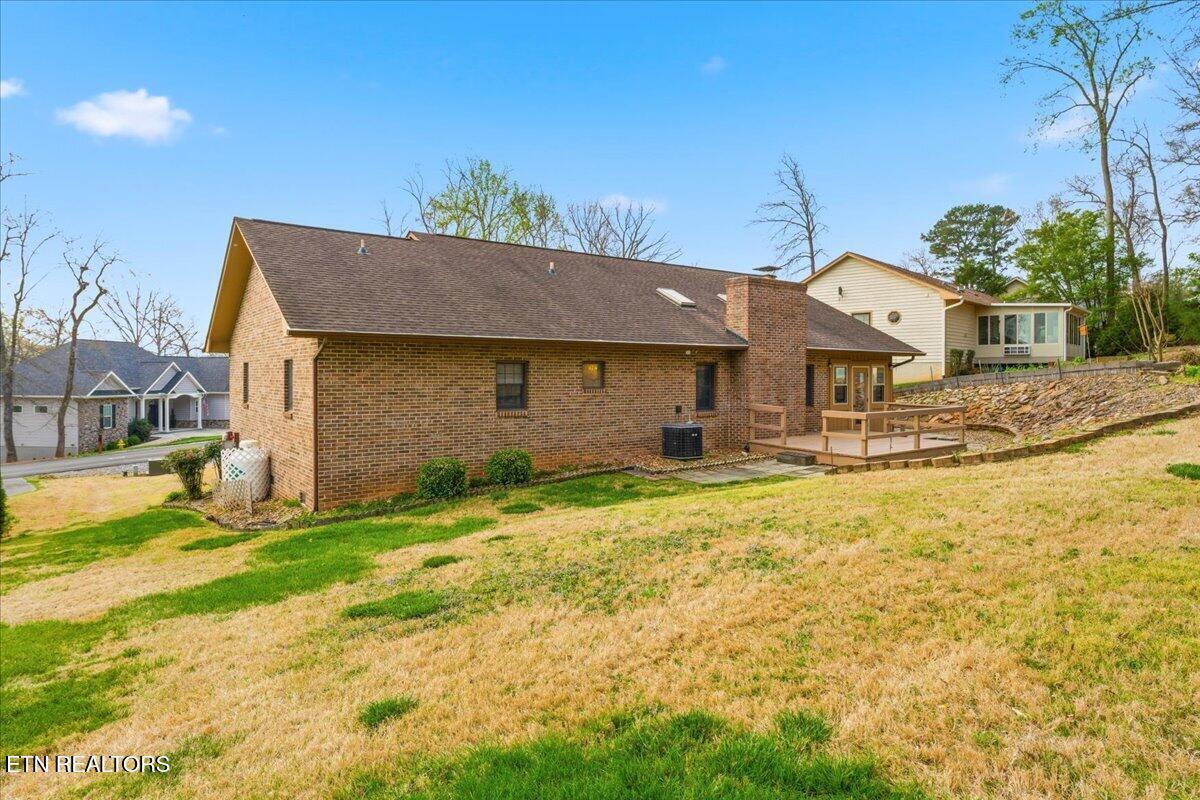 301 Cheestana Way Loudon TN 37774