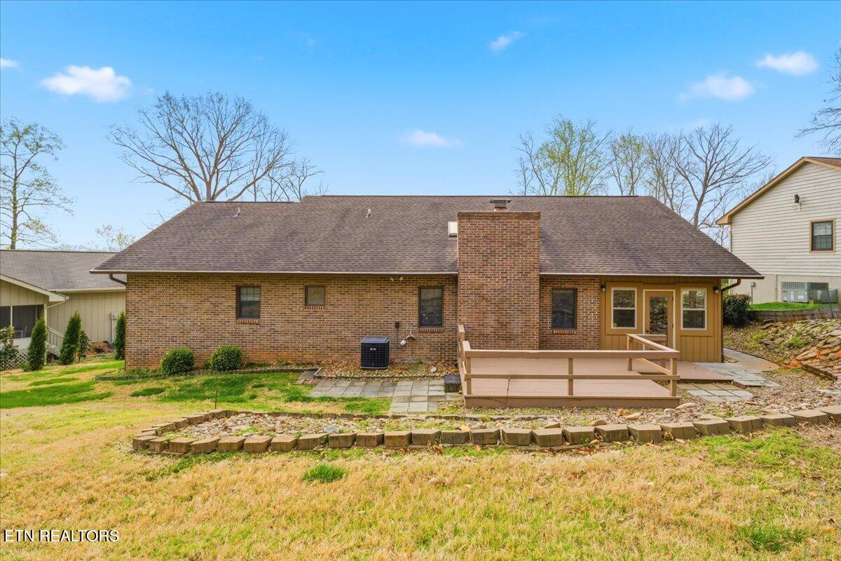 301 Cheestana Way Loudon TN 37774