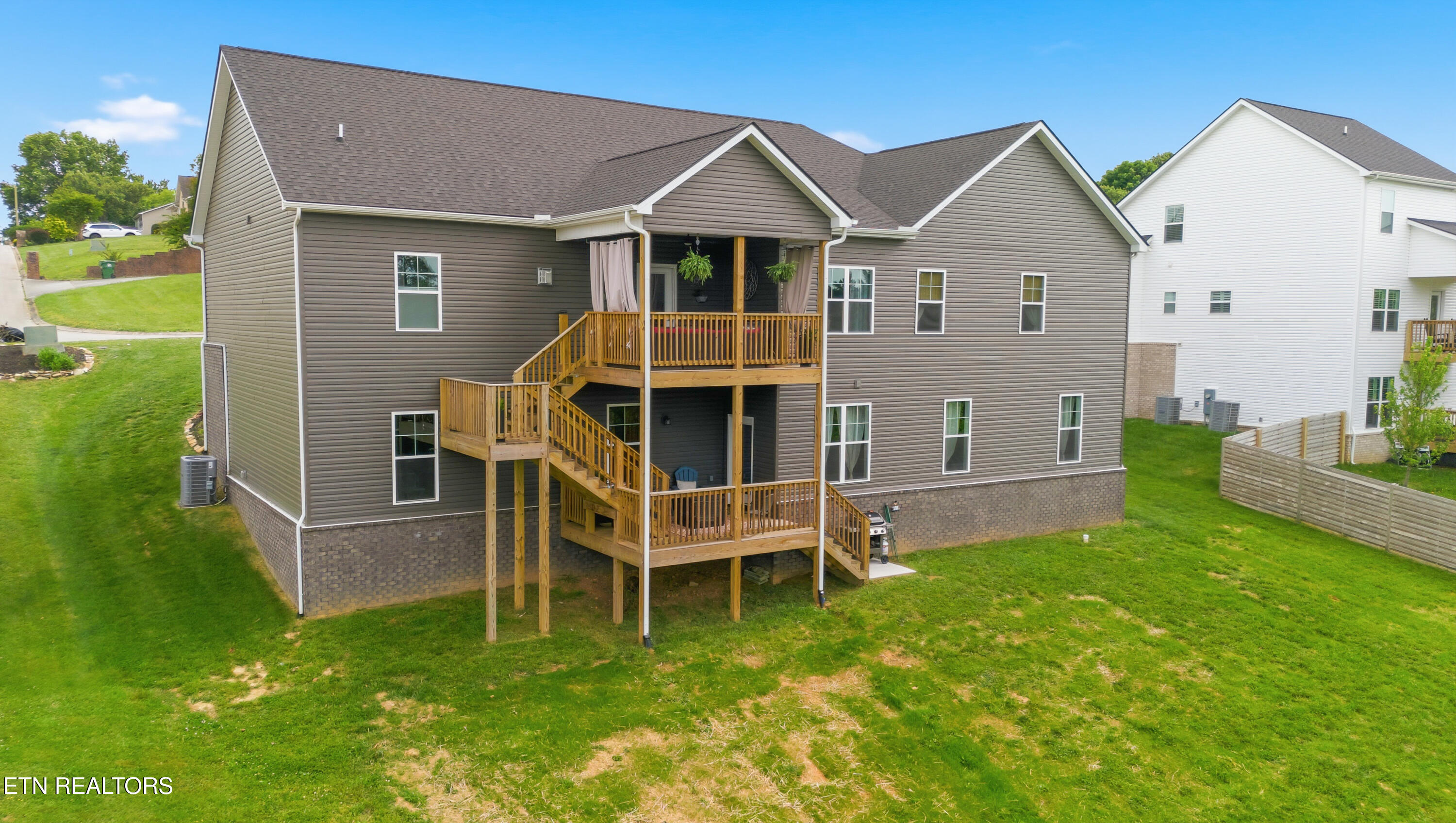 229 Ridgefield Drive Maryville TN 37804