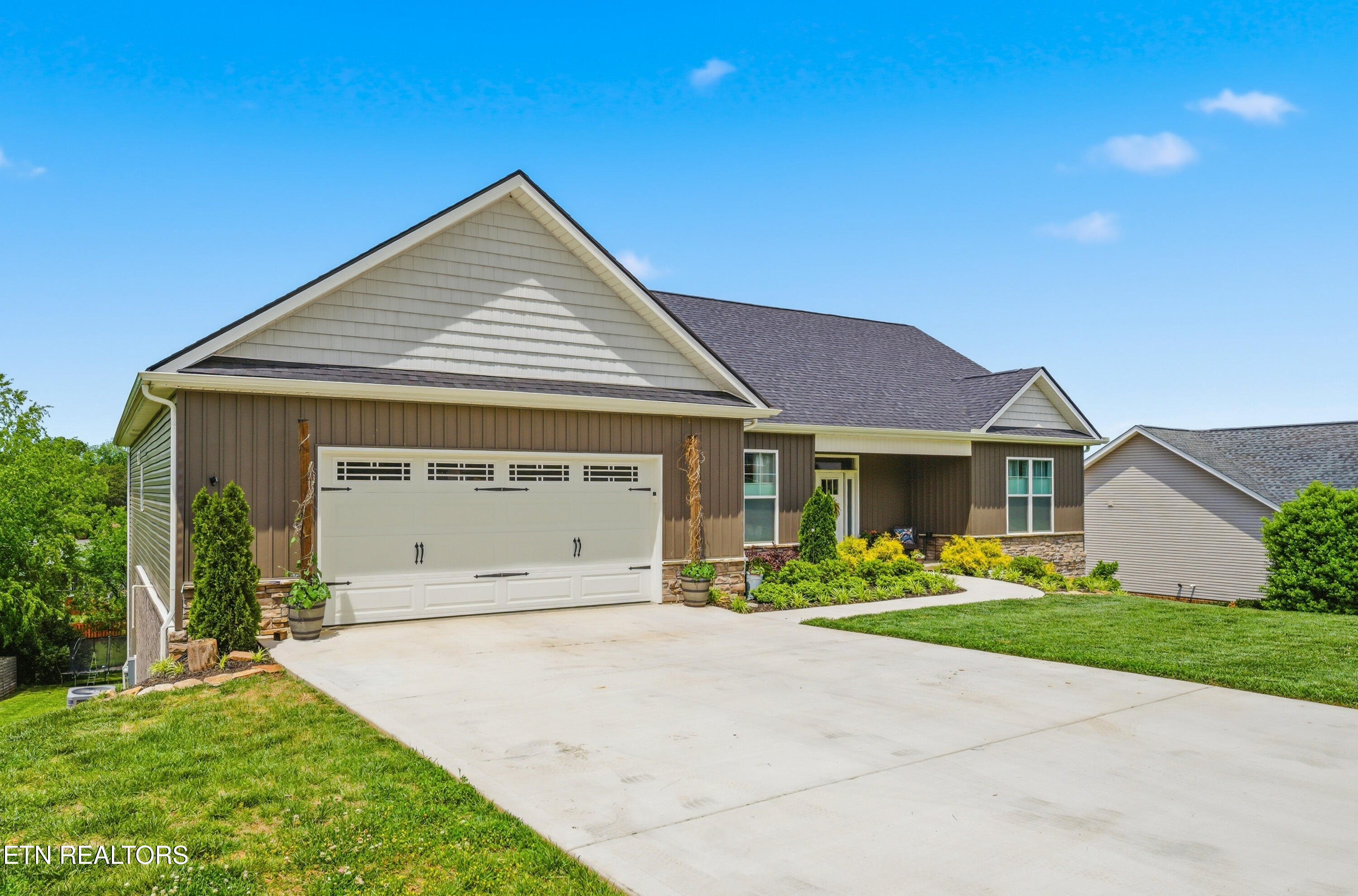 229 Ridgefield Drive Maryville TN 37804