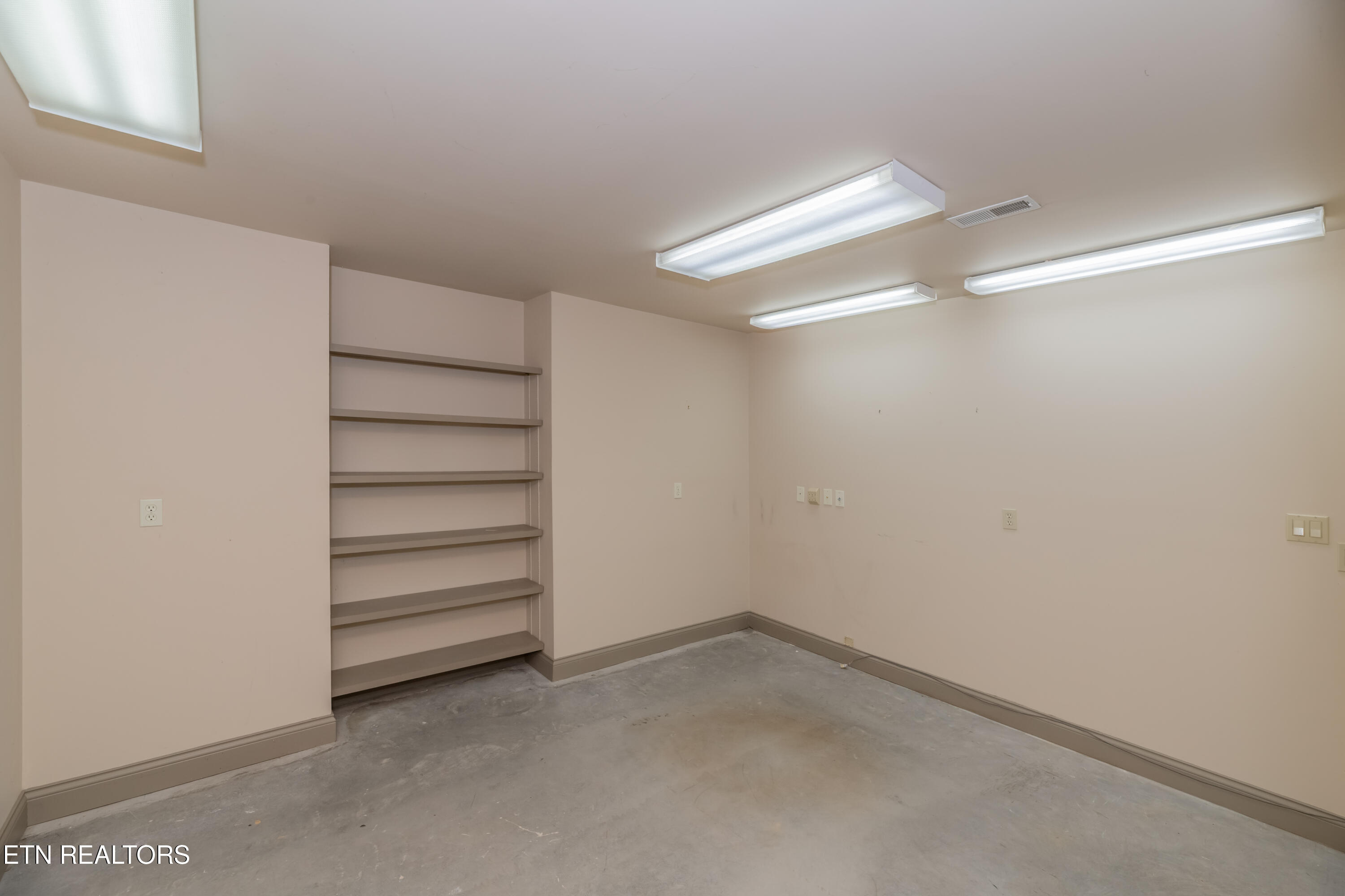 1052 Craigland Court Knoxville TN 37919