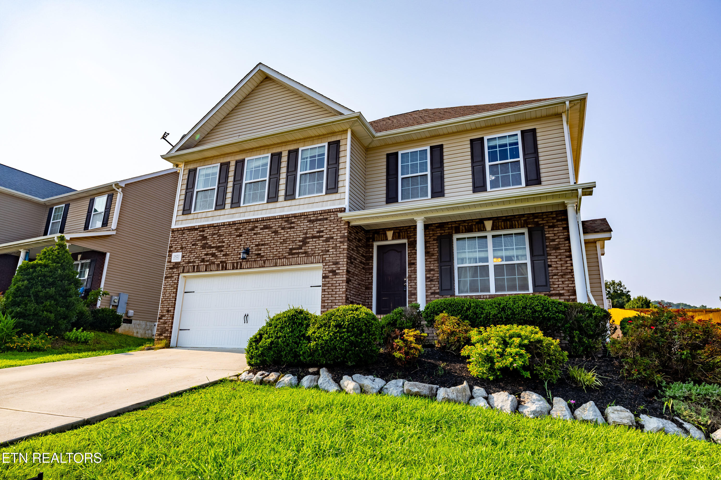 1821 Point Wood Drive Knoxville TN 37920