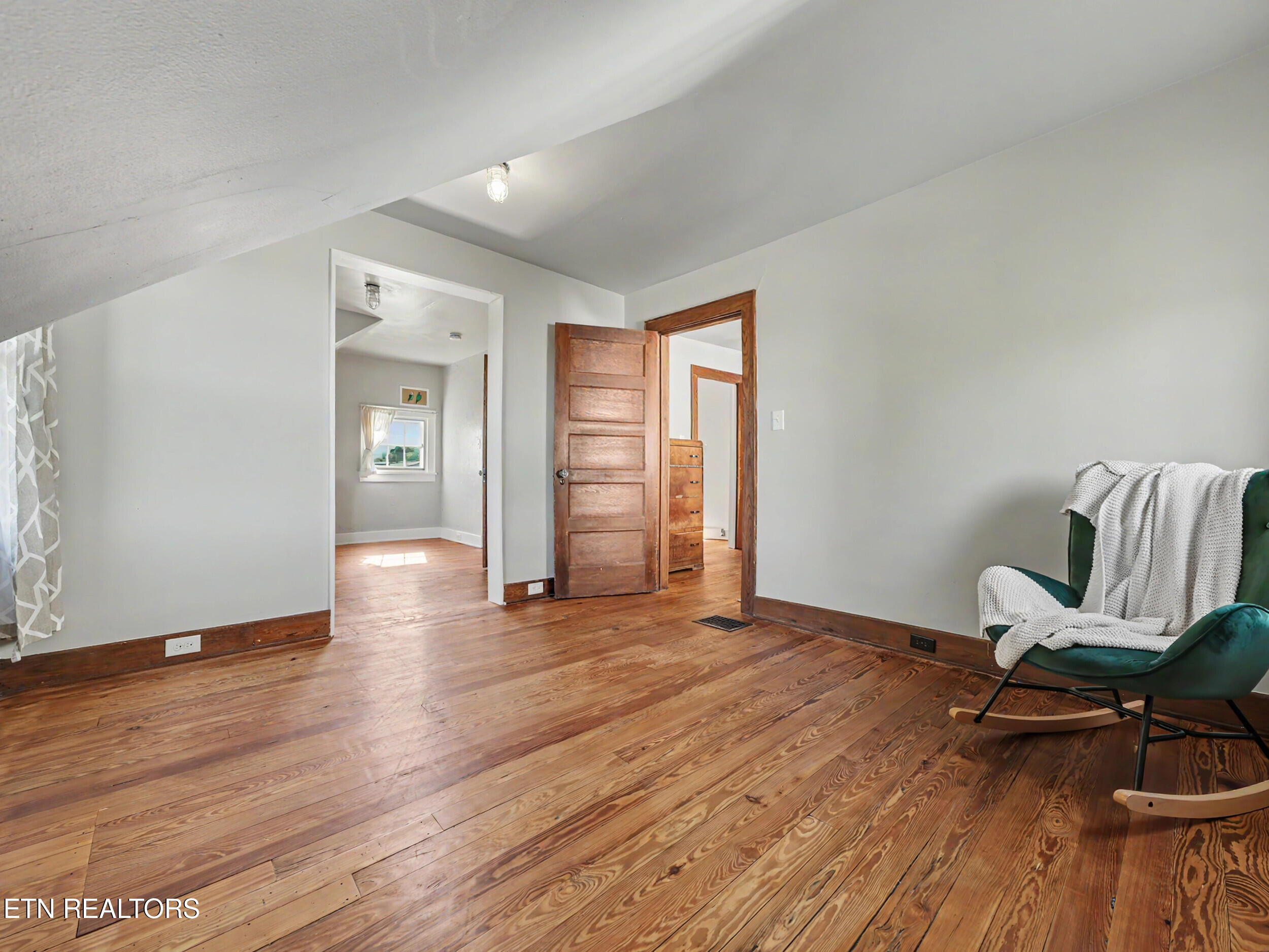 1704 E 5th Avenue Knoxville TN 37917