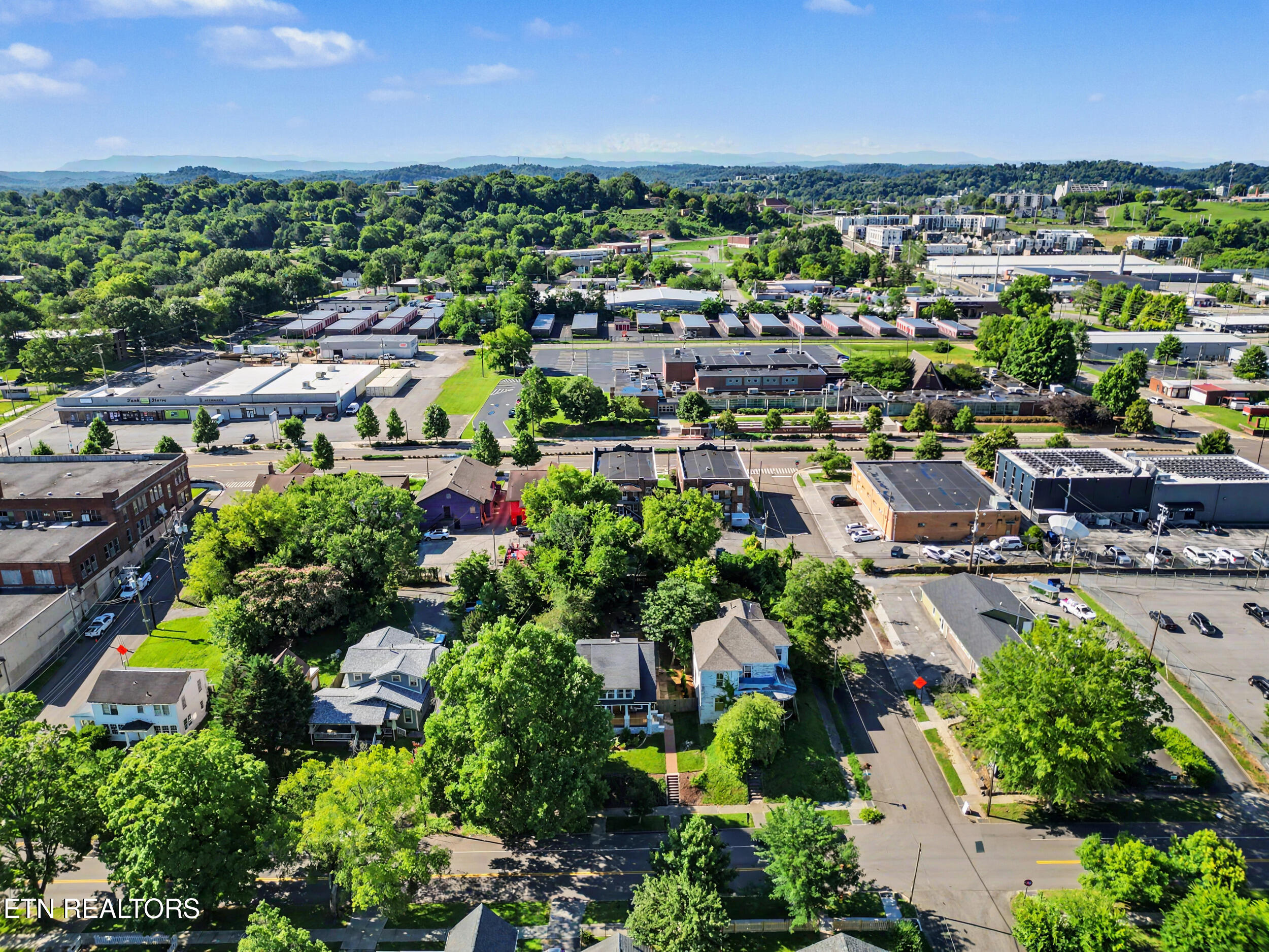 1704 E 5th Avenue Knoxville TN 37917