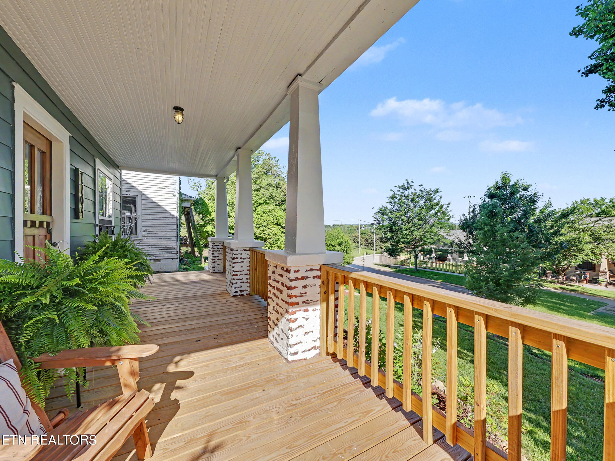1704 E 5th Avenue Knoxville TN 37917