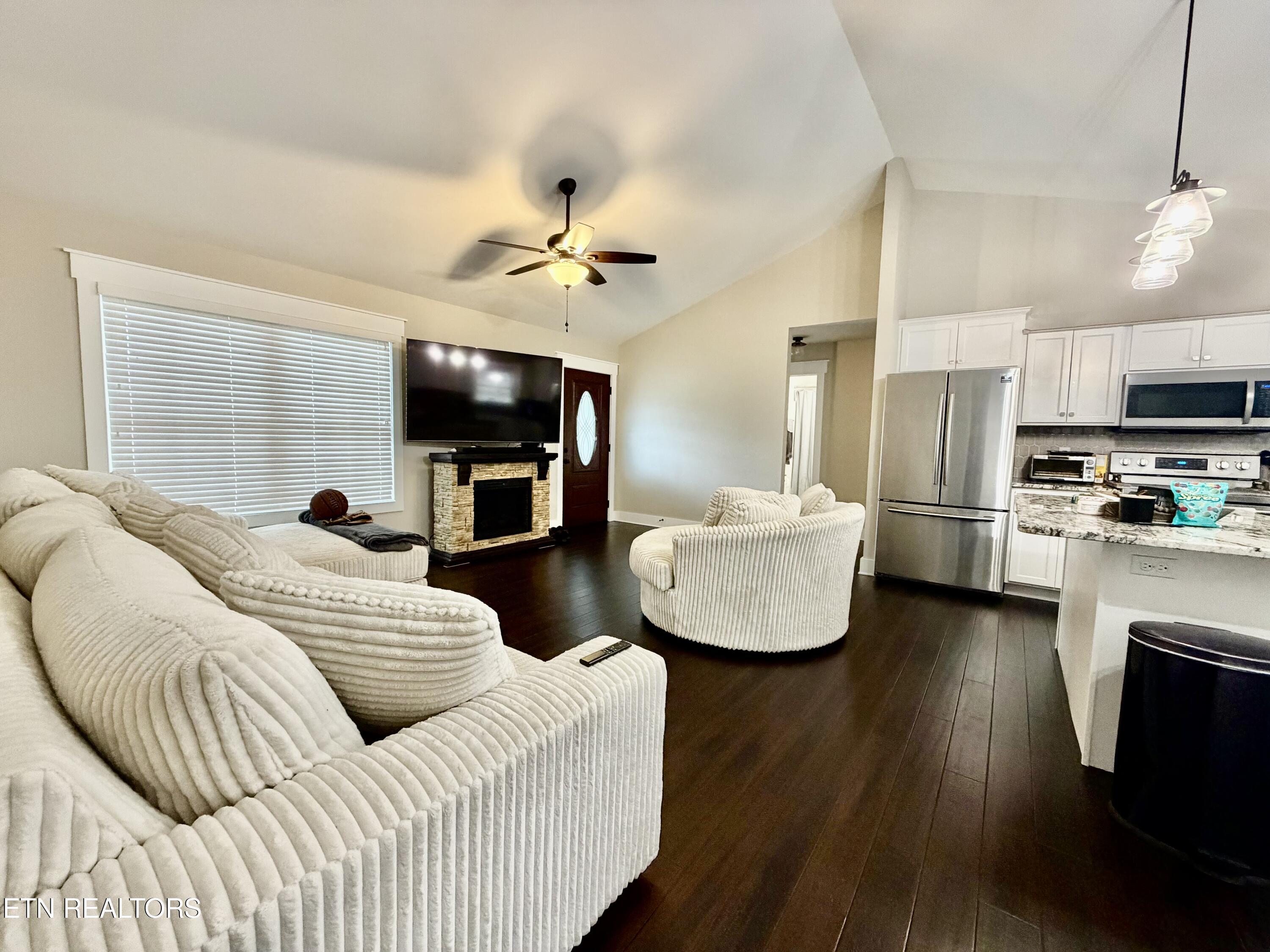 127 Kars Lane Tazewell TN 37879