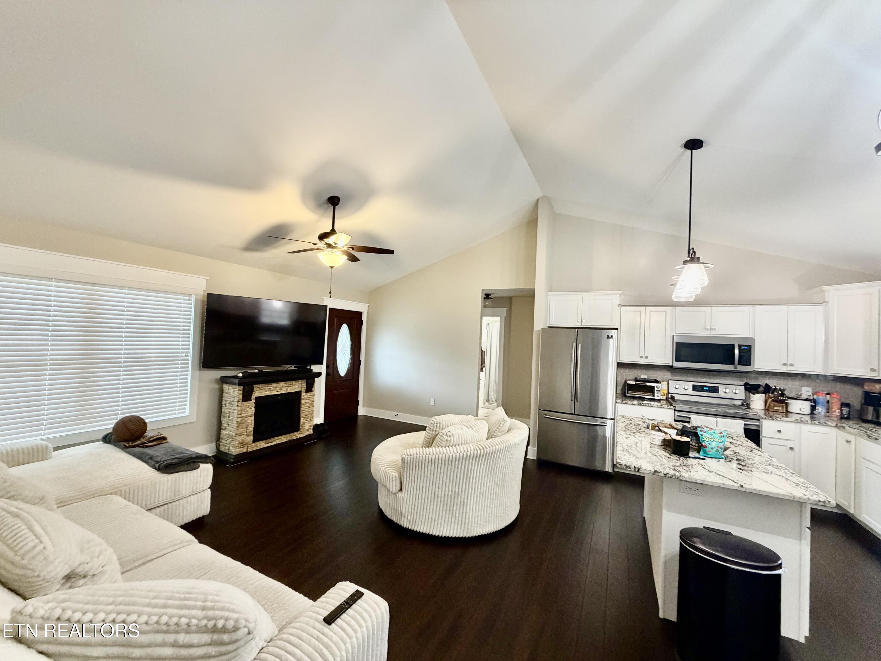 127 Kars Lane Tazewell TN 37879