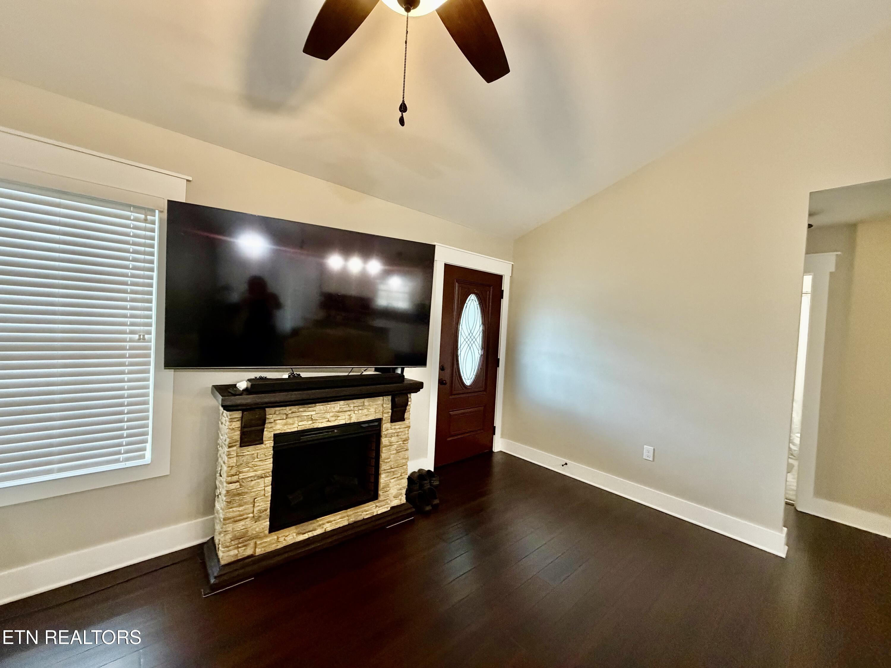 127 Kars Lane Tazewell TN 37879