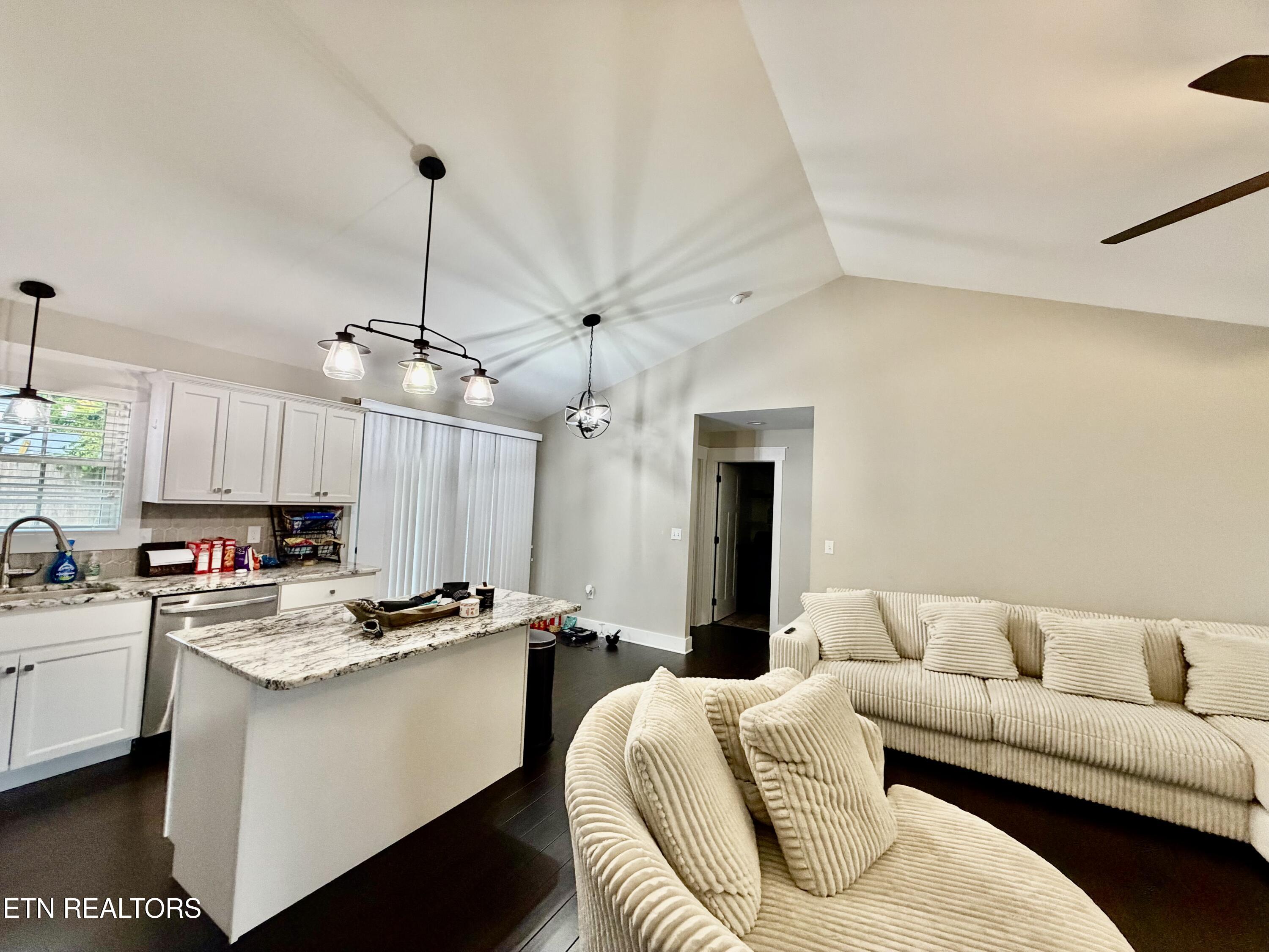 127 Kars Lane Tazewell TN 37879