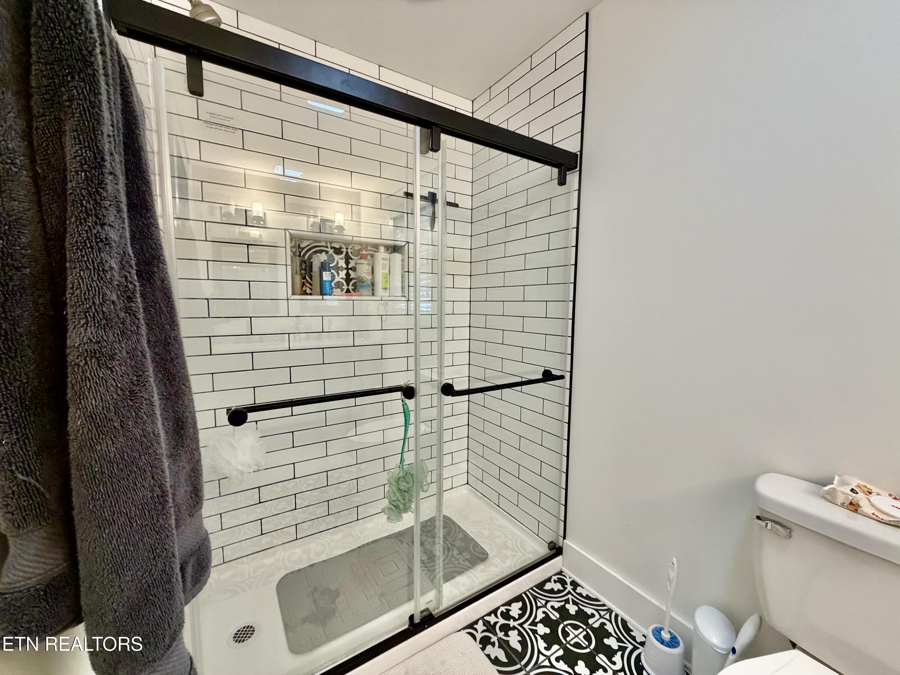 127 Kars Lane Tazewell TN 37879