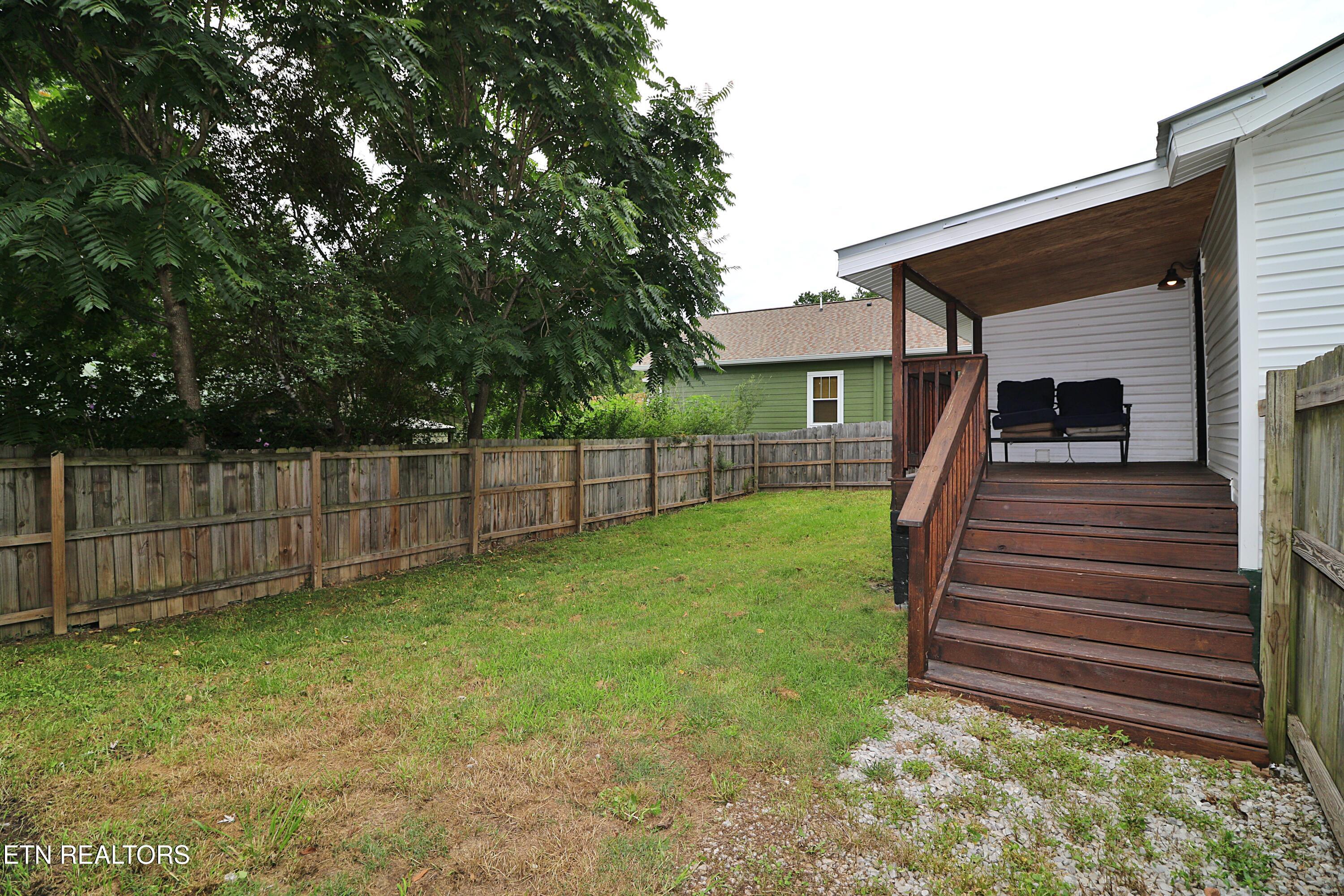117 N Main Street Oneida TN 37841