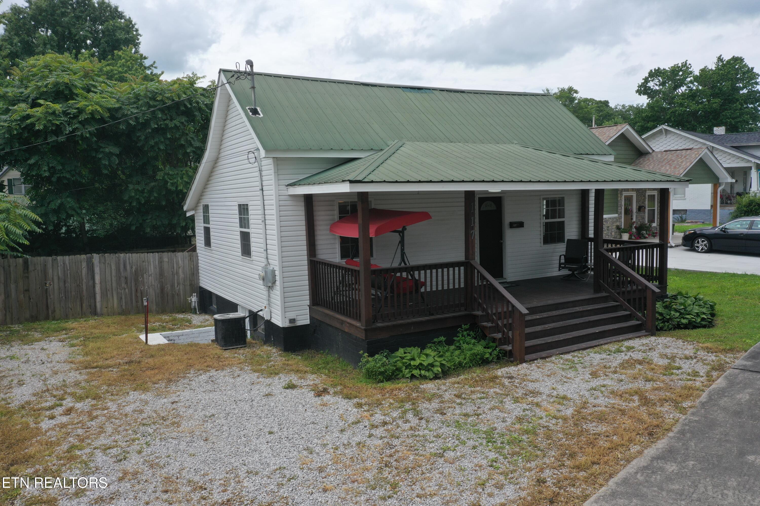 117 N Main Street Oneida TN 37841