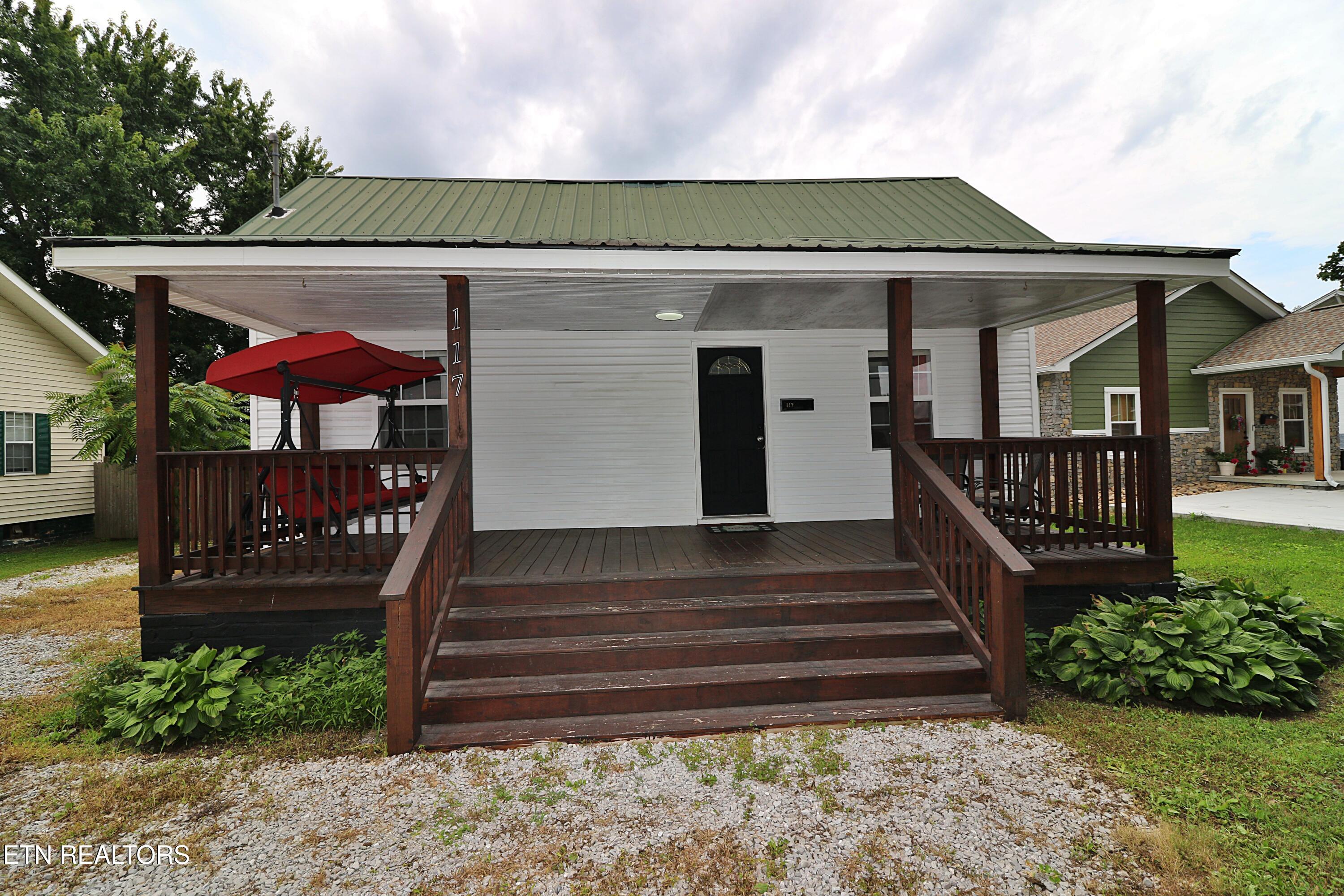 117 N Main Street Oneida TN 37841