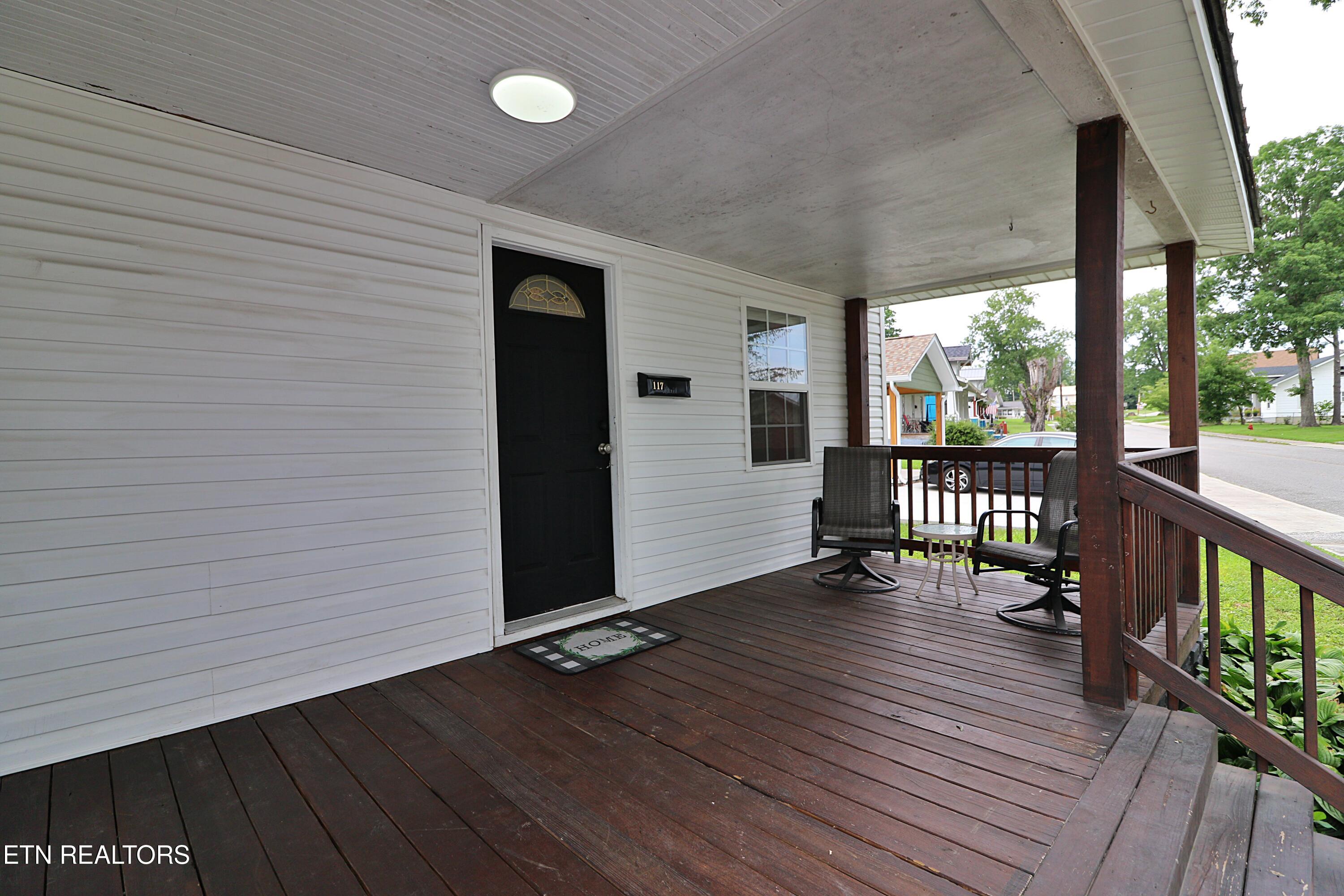 117 N Main Street Oneida TN 37841