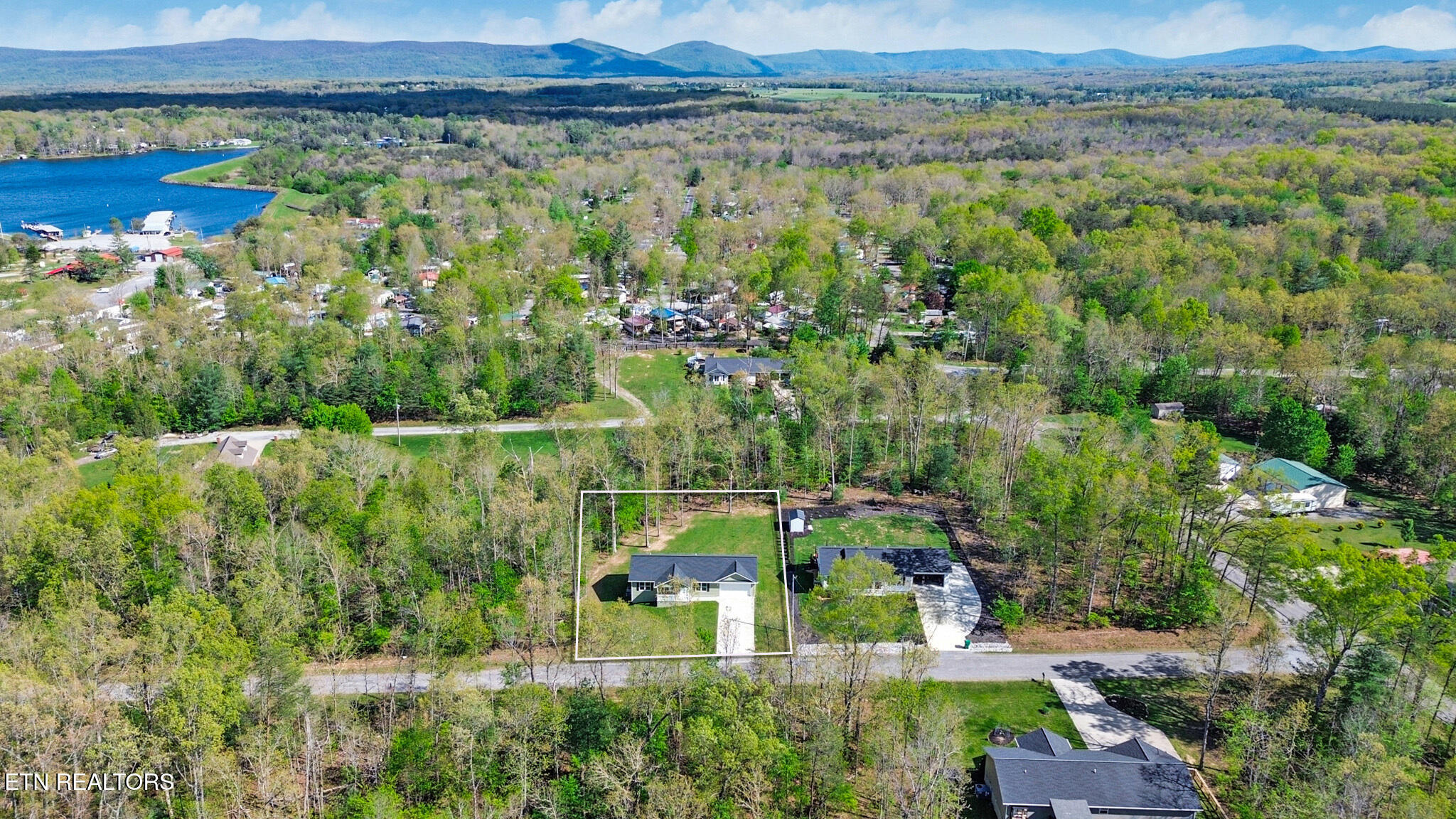 204 Nehasane Lane Crossville TN 38572