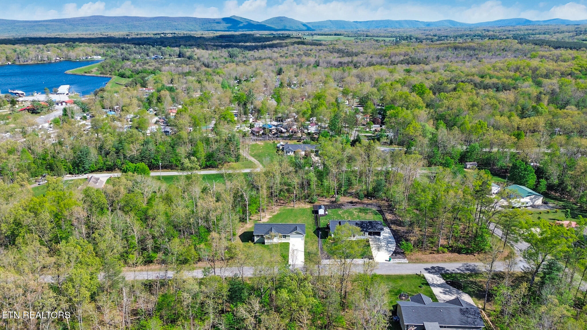 204 Nehasane Lane Crossville TN 38572
