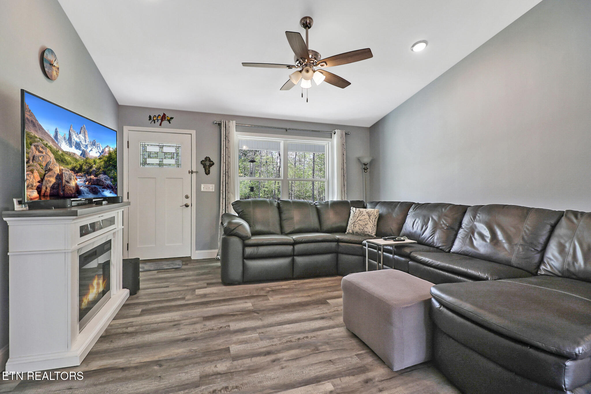 204 Nehasane Lane Crossville TN 38572