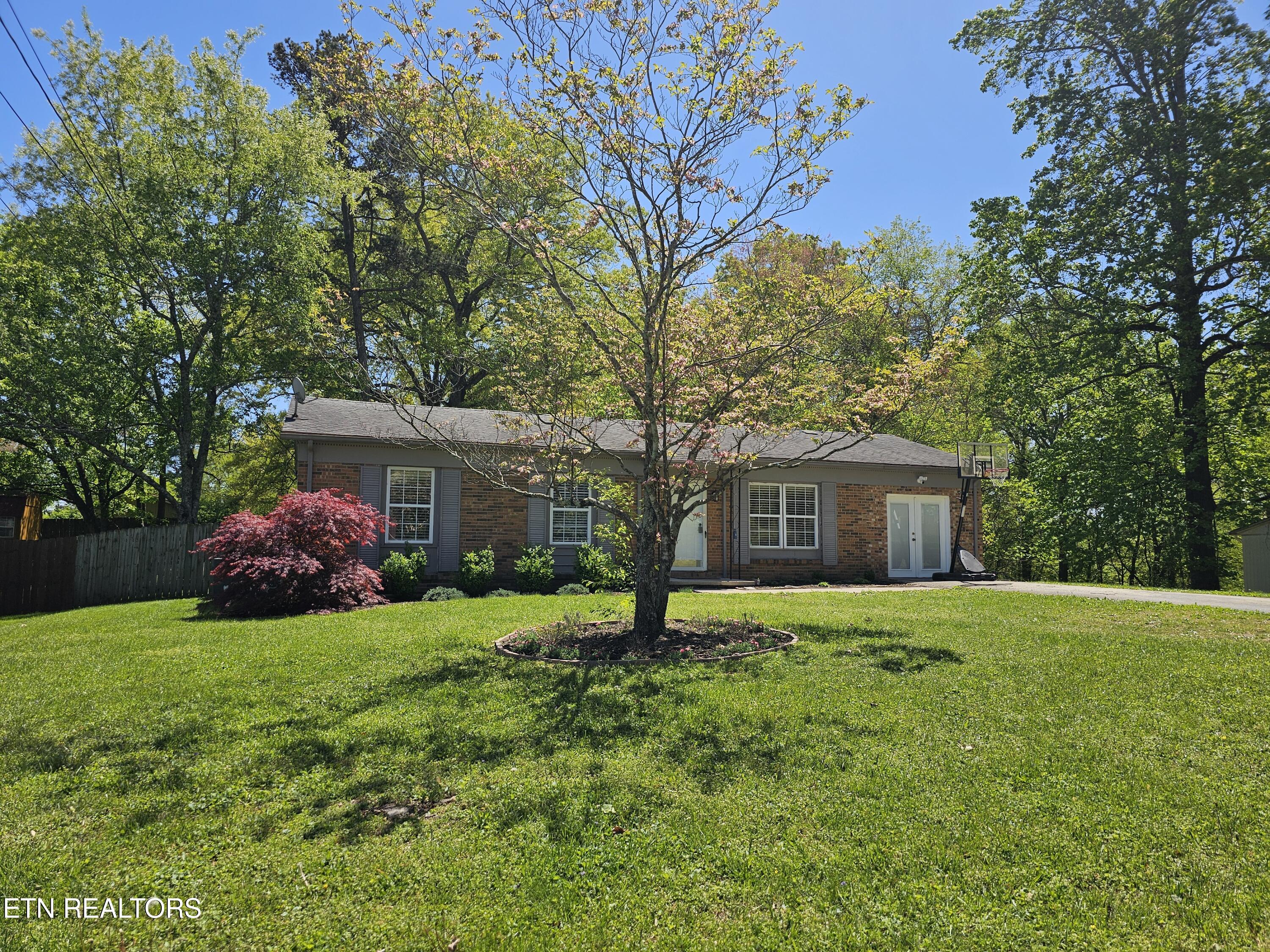 2328 Quail Hollow Road Knoxville TN 37923