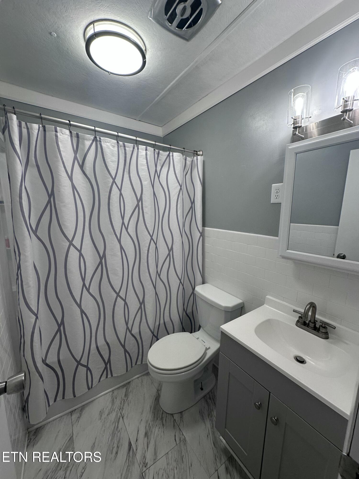 2328 Quail Hollow Road Knoxville TN 37923