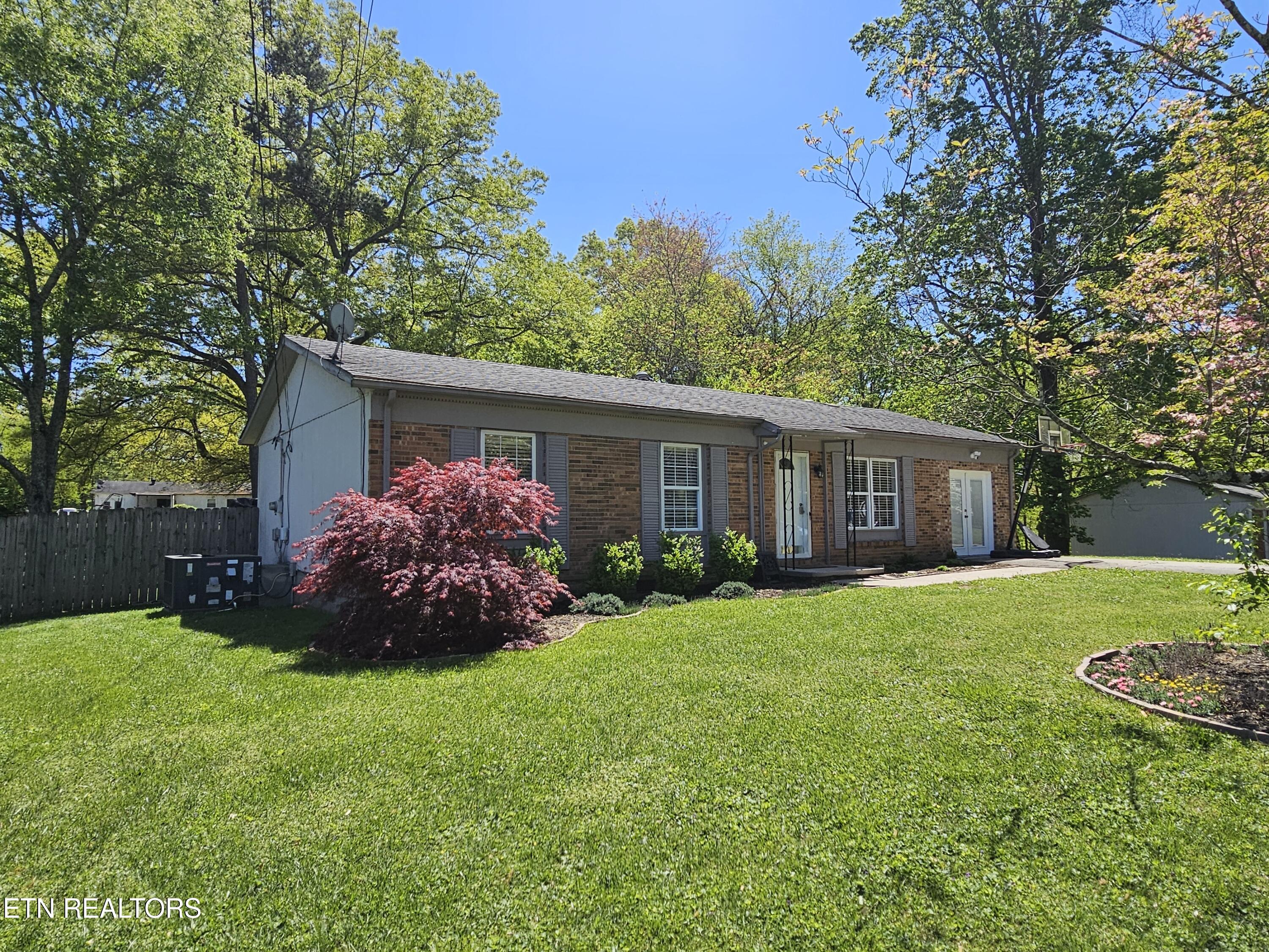 2328 Quail Hollow Road Knoxville TN 37923