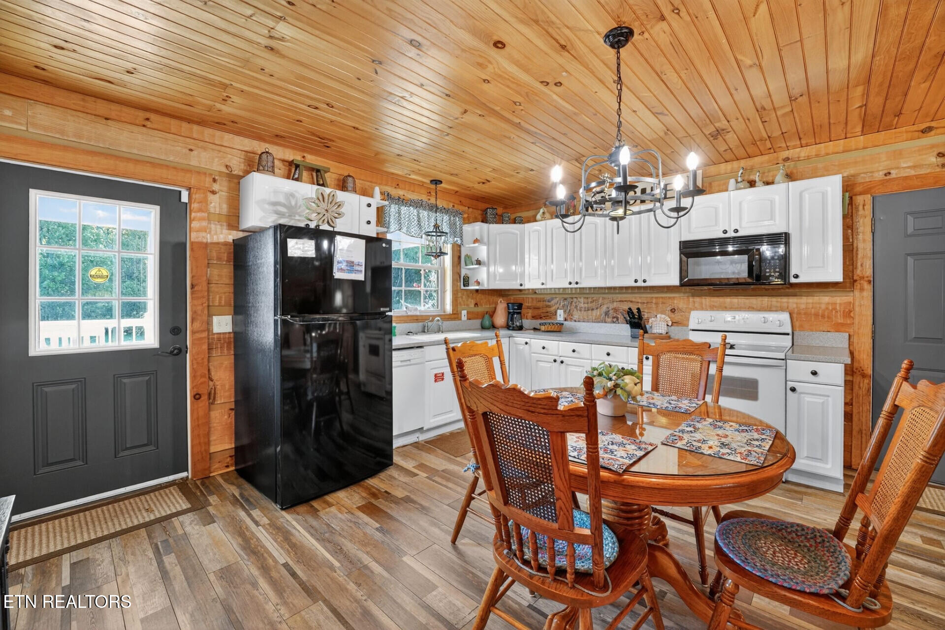 3508 Autumn Woods Lane Sevierville TN 37862